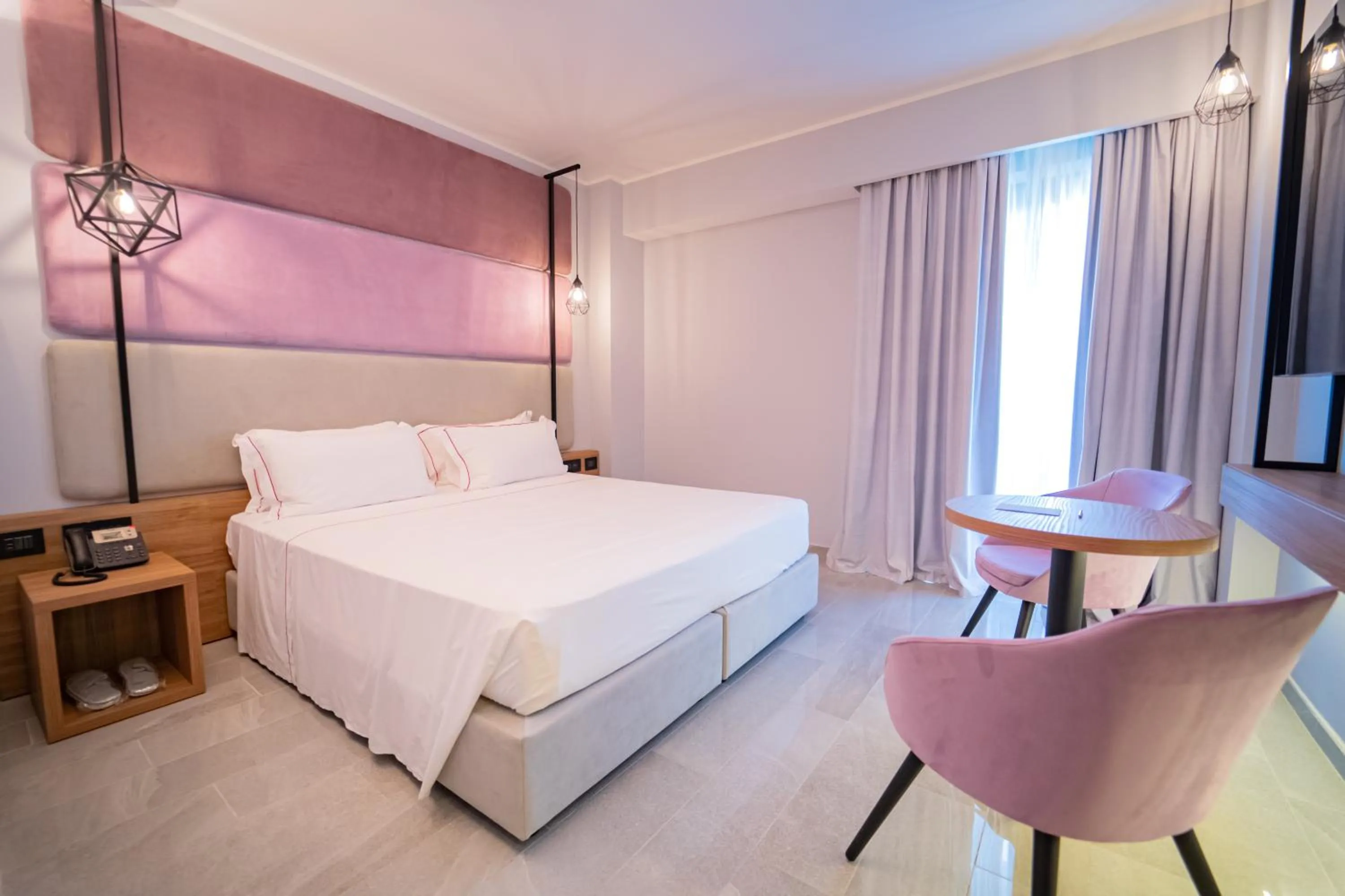 Bedroom, Bed in Best Western Plus Sabaudia Hotel