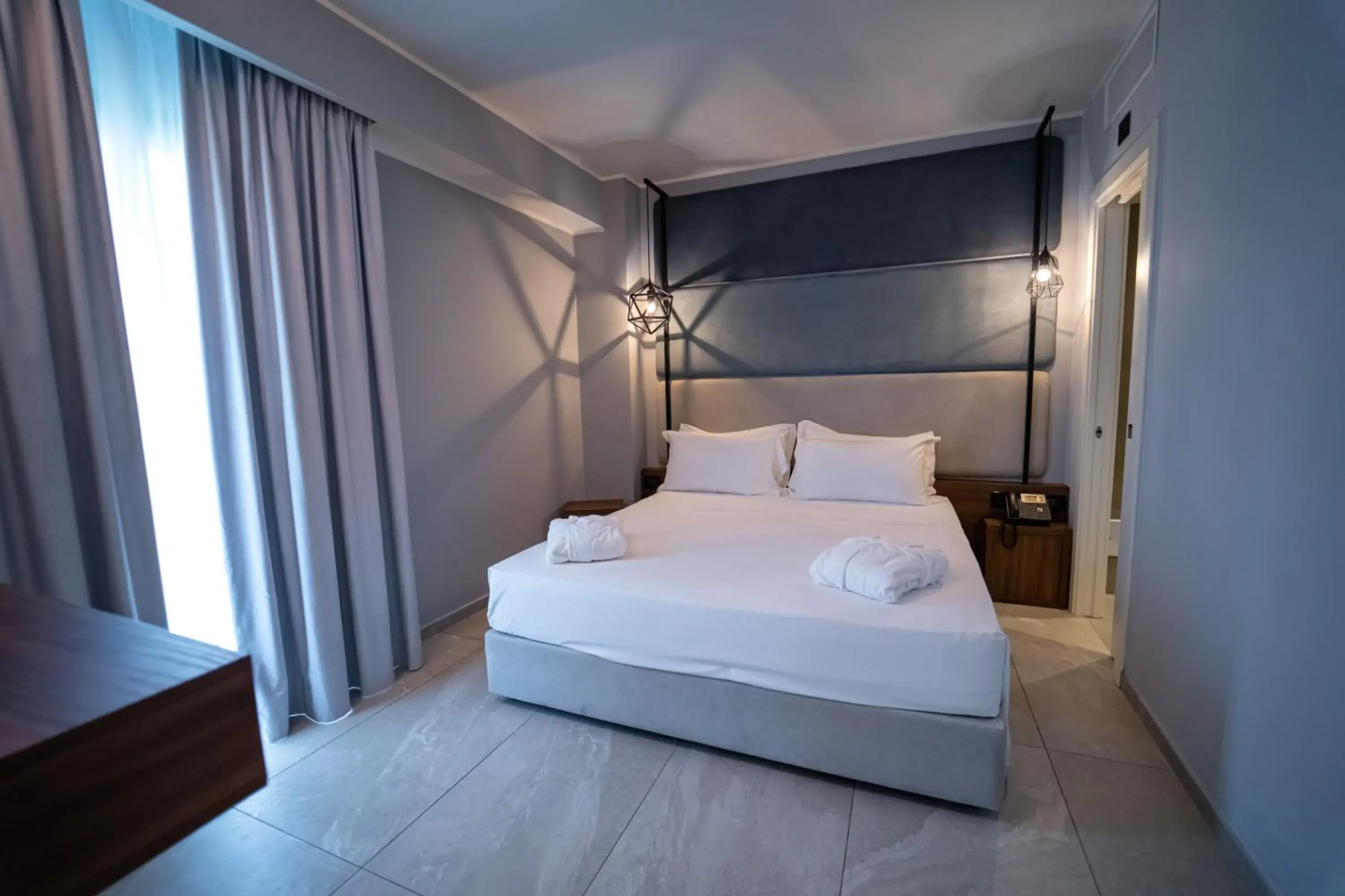 Bed in Best Western Plus Sabaudia Hotel Bed in Best Western Plus Sabaudia Hotel