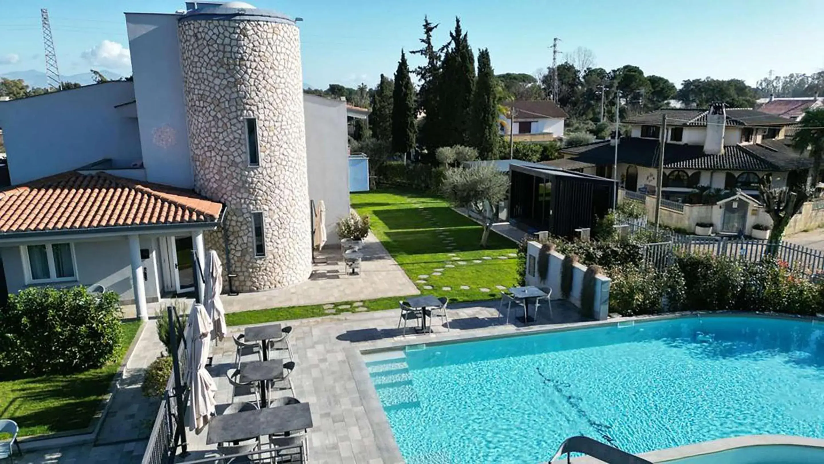 Property building in Best Western Plus Sabaudia Hotel Property building in Best Western Plus Sabaudia Hotel