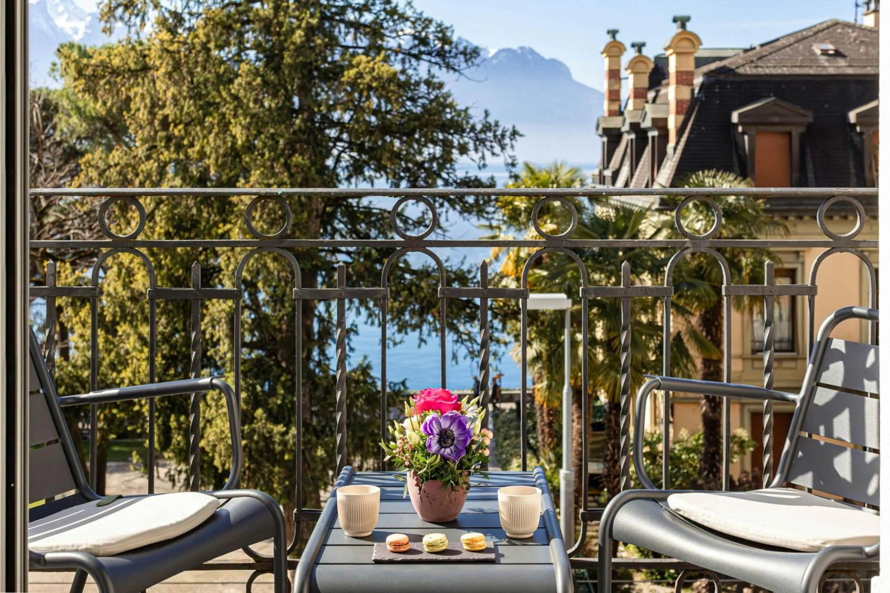 Photo of the whole room in Grand Hotel Suisse Majestic, Autograph Collection