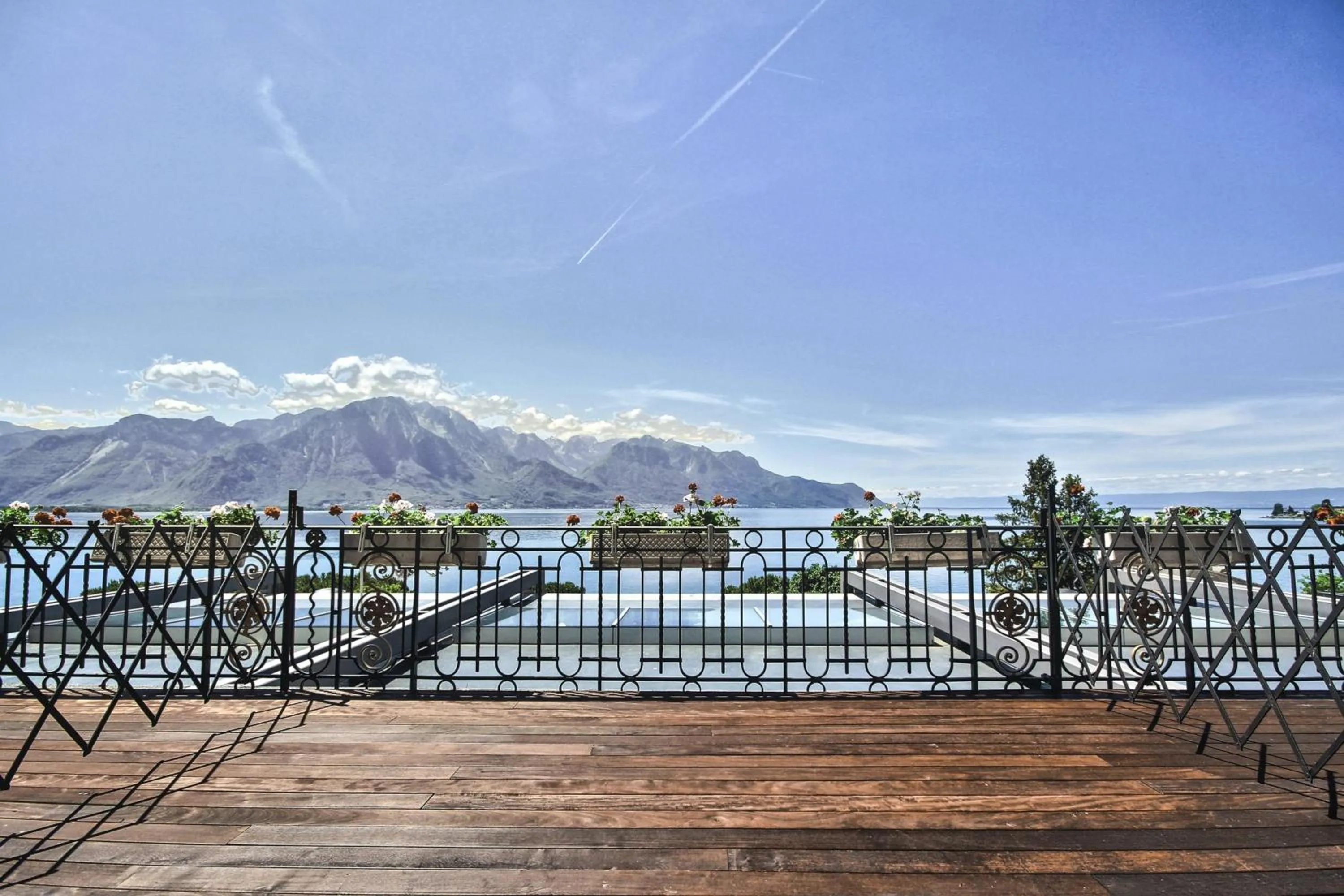 Photo of the whole room in Grand Hotel Suisse Majestic, Autograph Collection