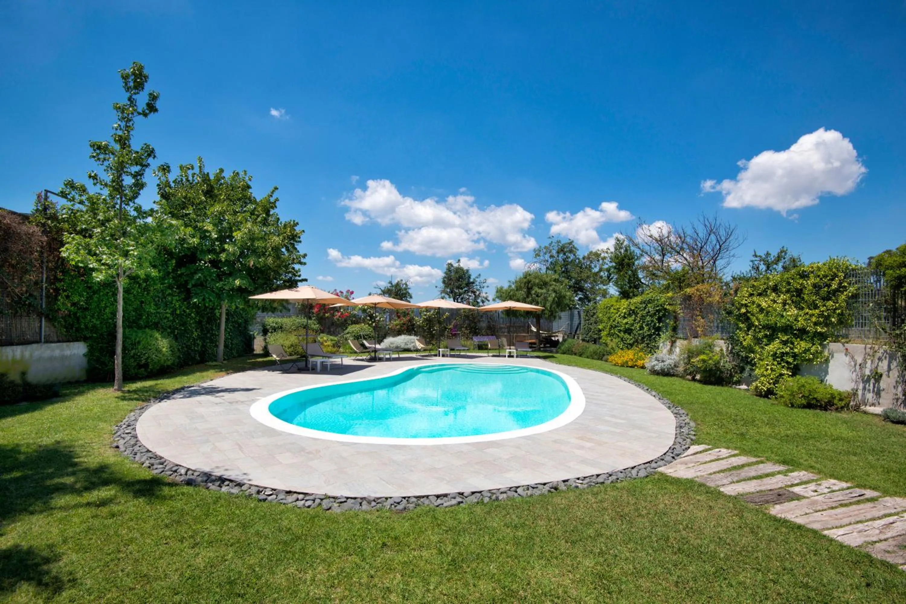 Swimming pool in Maison Di Fiore B&B