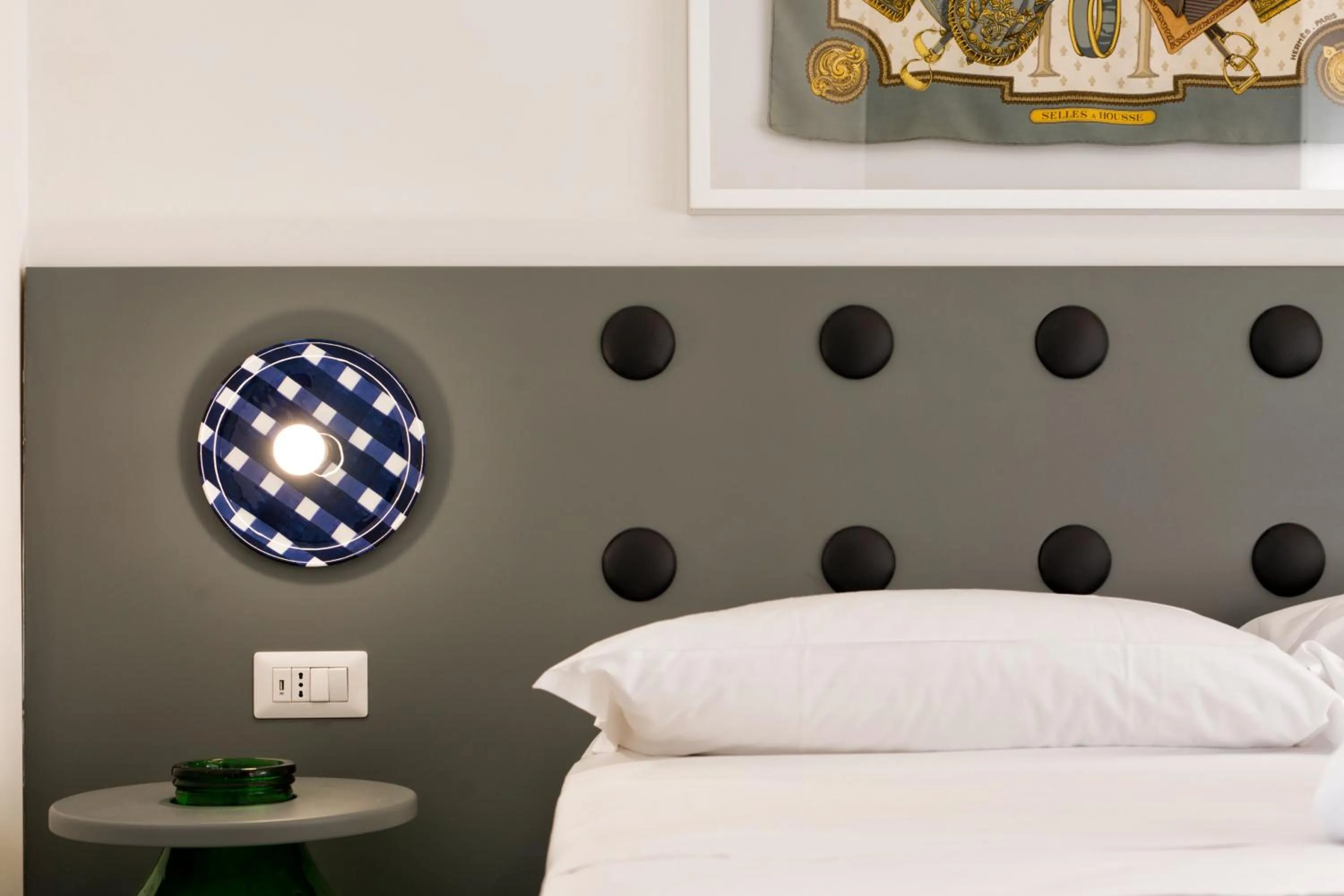 Decorative detail, Bed in Maison Di Fiore B&B