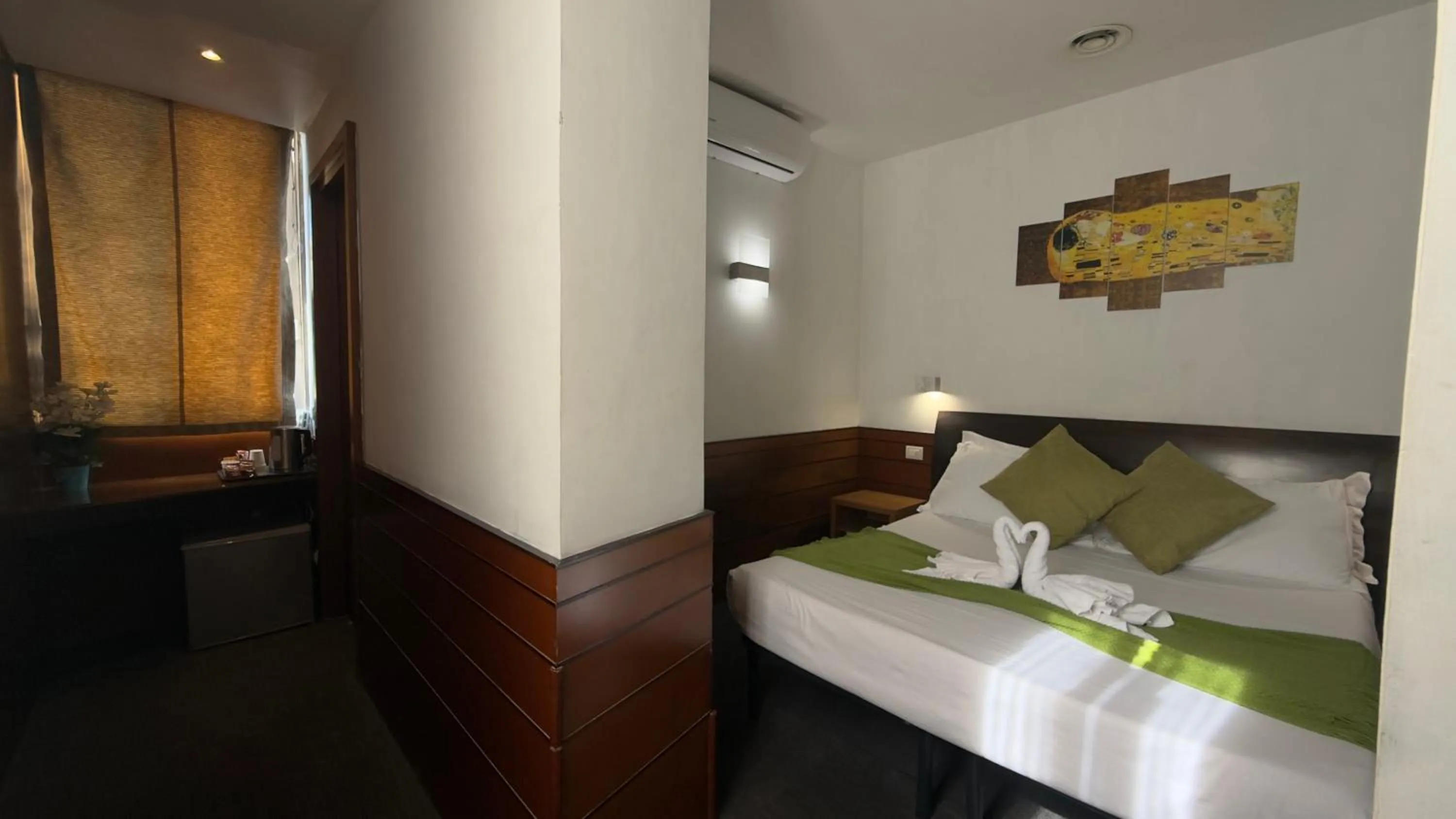 Bedroom, Bed in Romalive Hotel