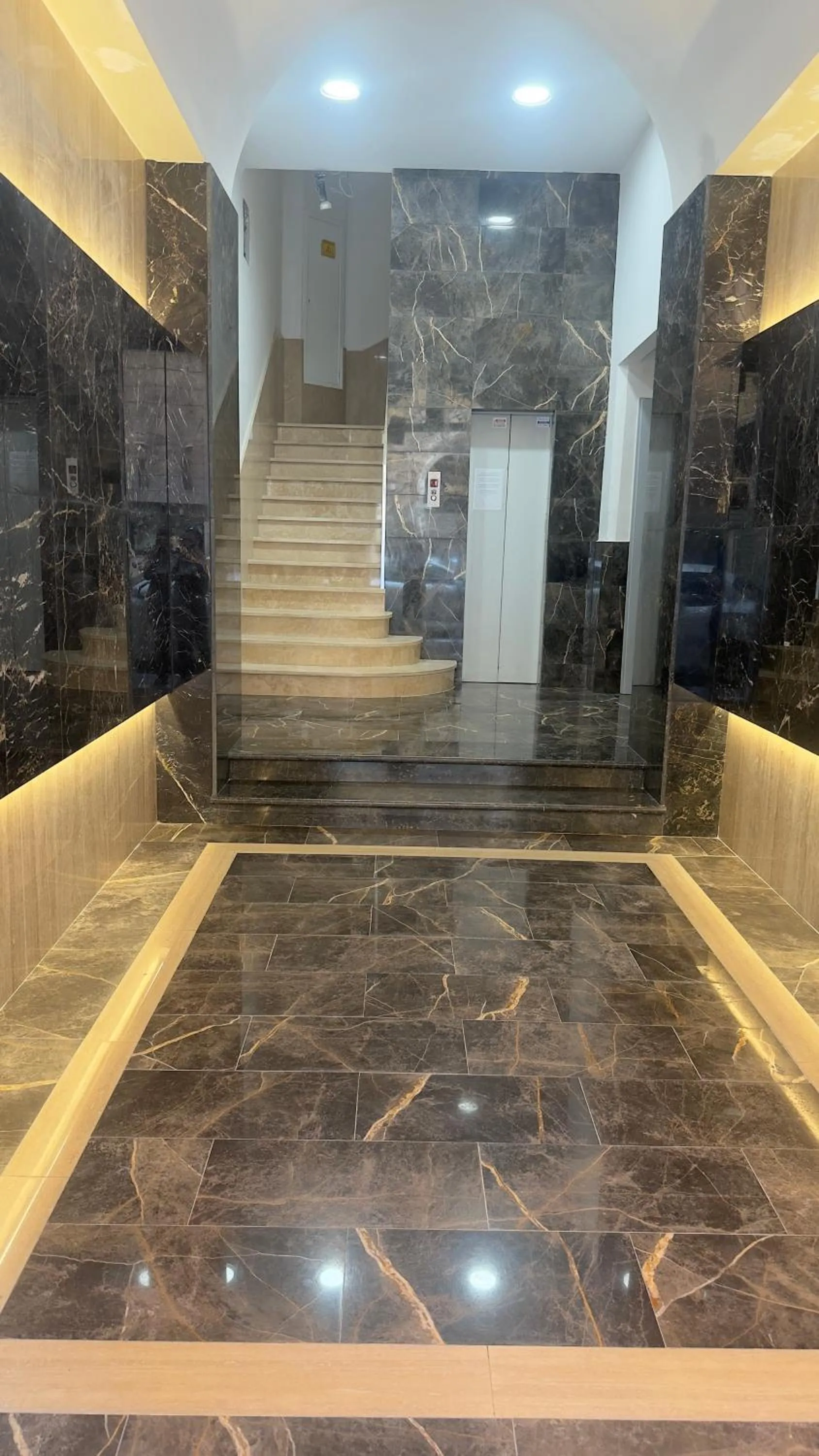 Facade/entrance in Romalive Hotel