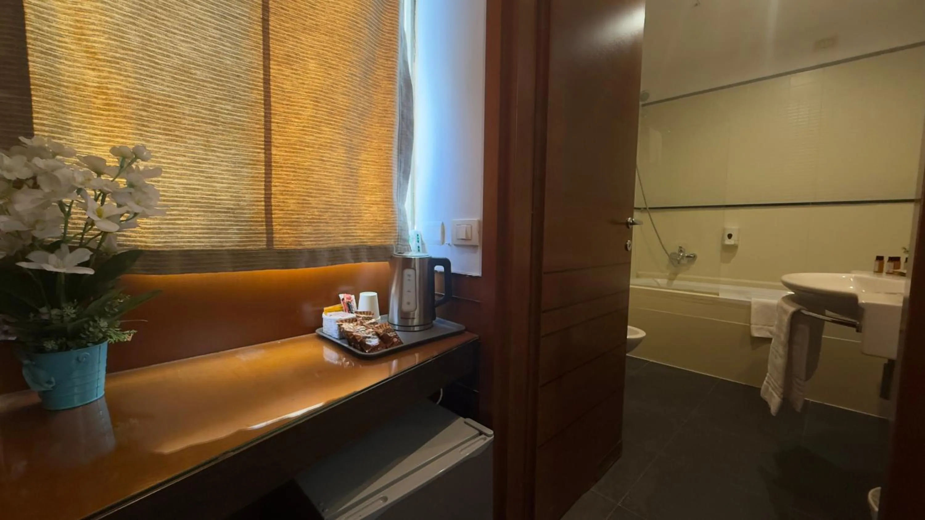 Bathroom in Romalive Hotel