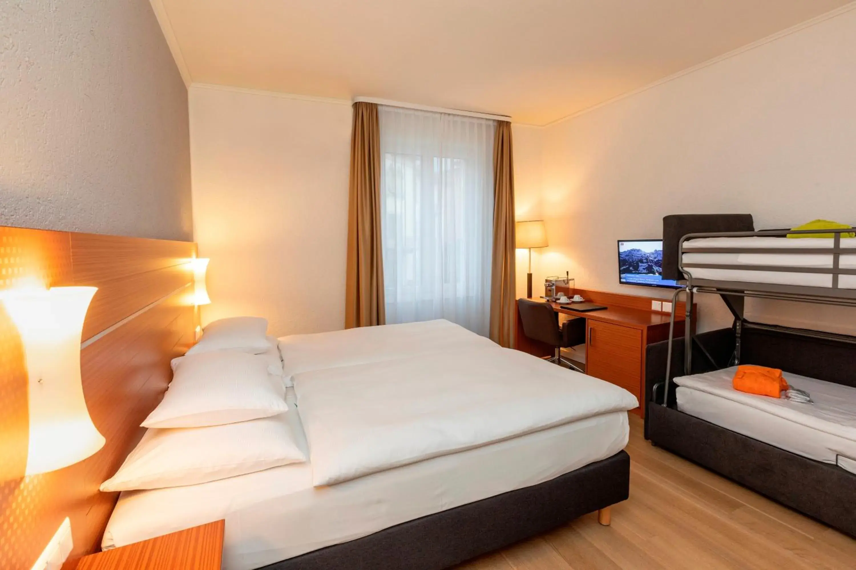 Family Room with Mountain View in Hotel la Palma au Lac Family Room with Mountain View in Hotel la Palma au Lac