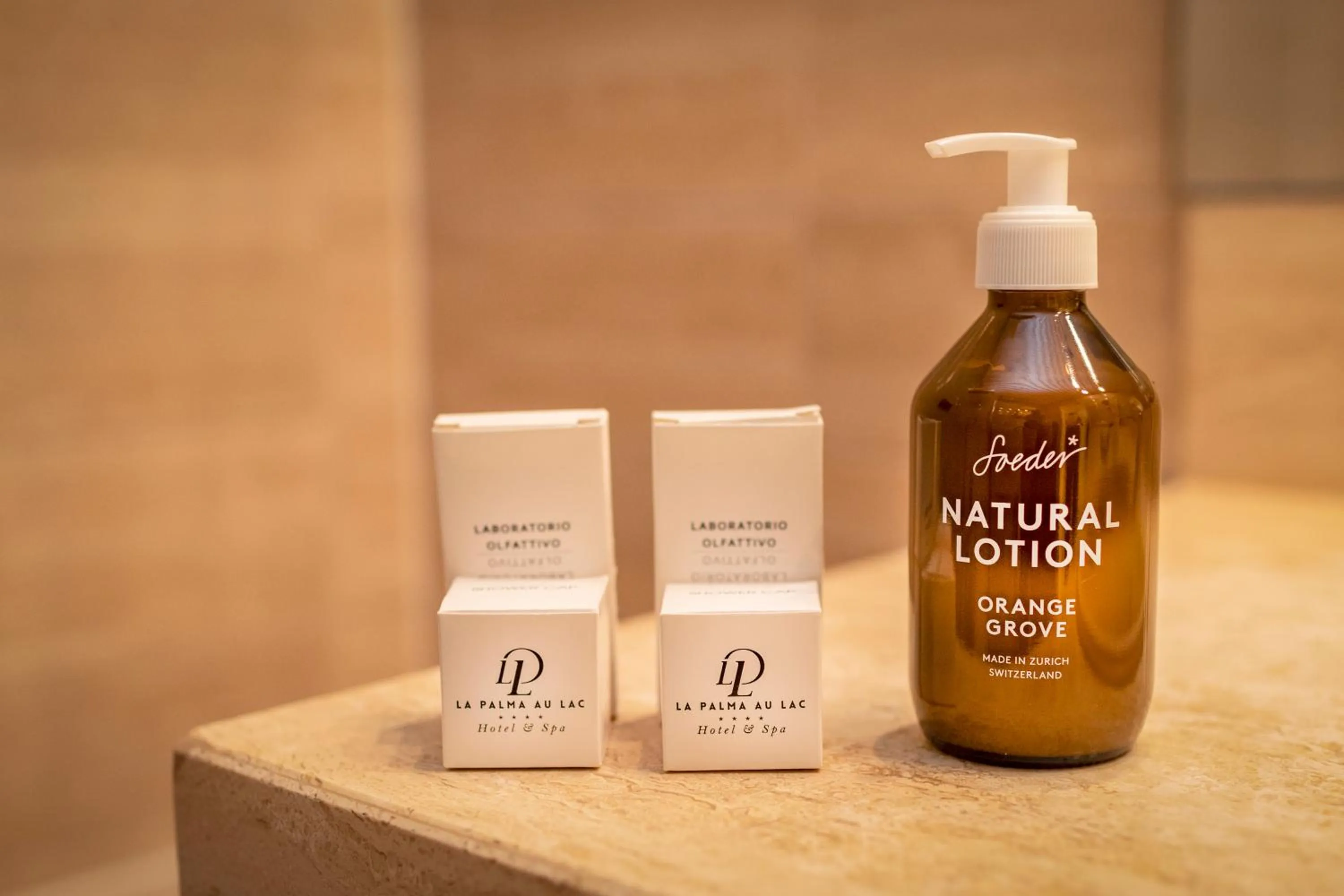 Bathroom in Hotel la Palma au Lac