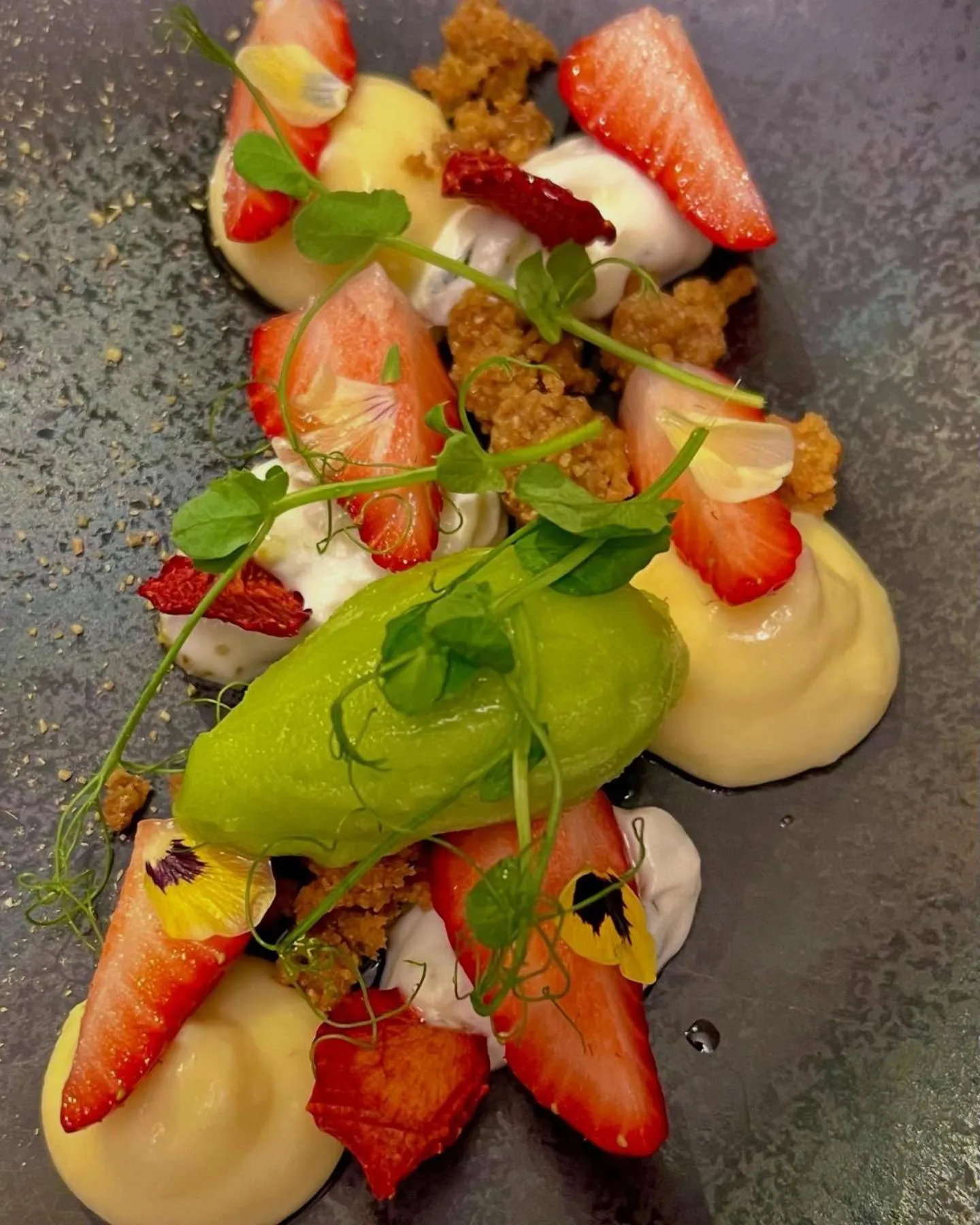 Restaurant/places to eat in LE DOMAINE DE GORNETON