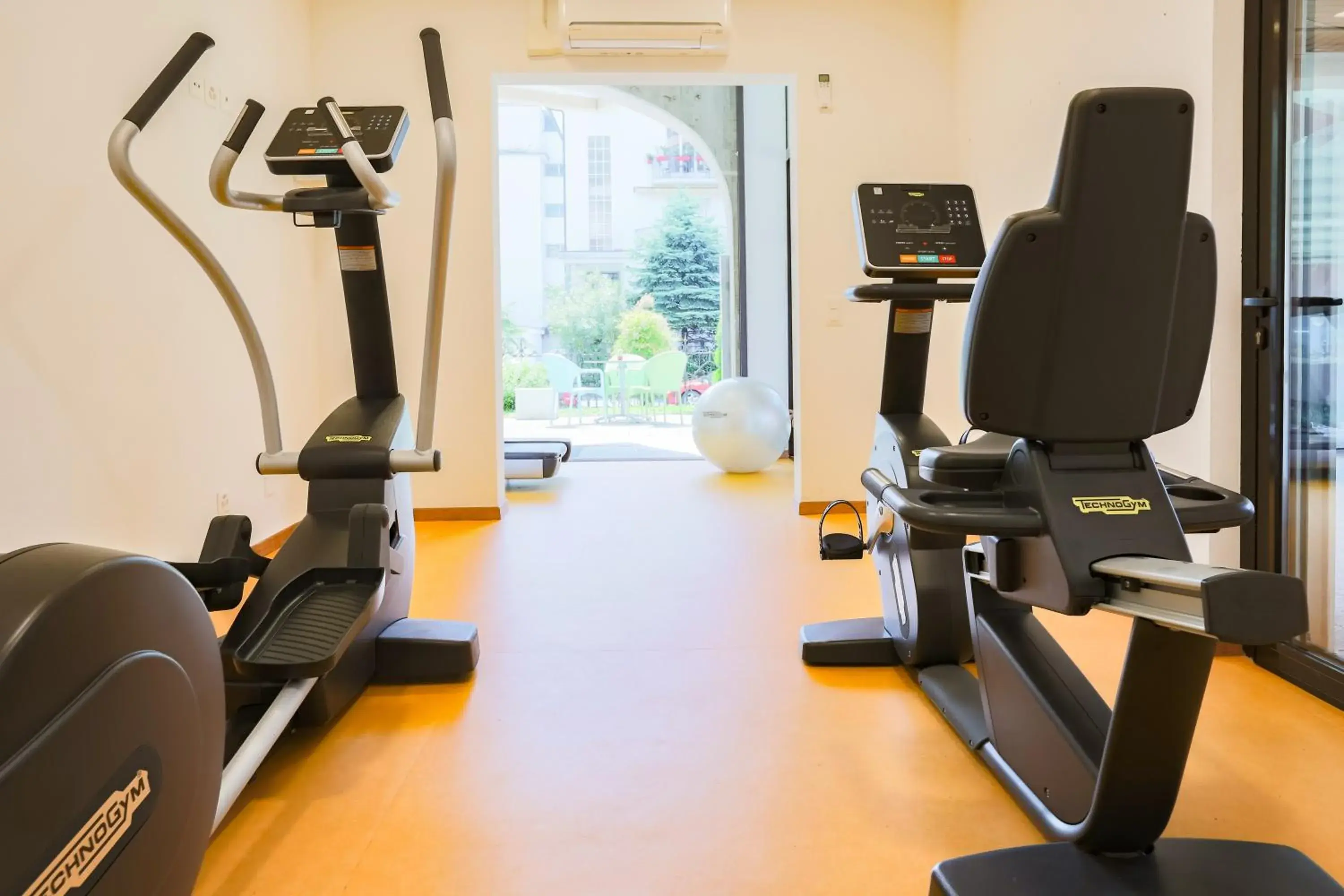 Fitness centre/facilities in H4 Hotel Arcadia Locarno Fitness centre/facilities in H4 Hotel Arcadia Locarno