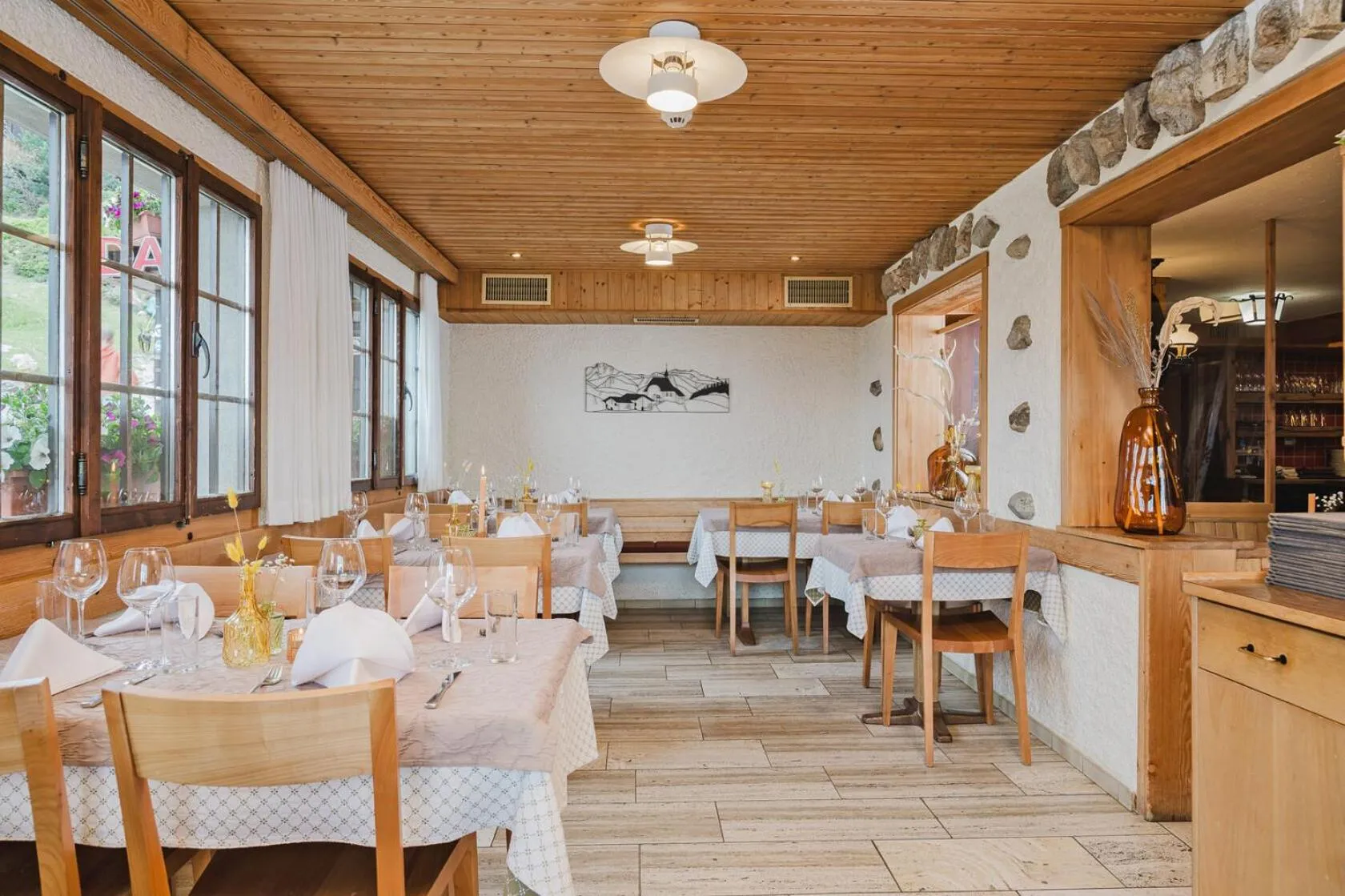 Restaurant/places to eat in Hotel Alpfrieden