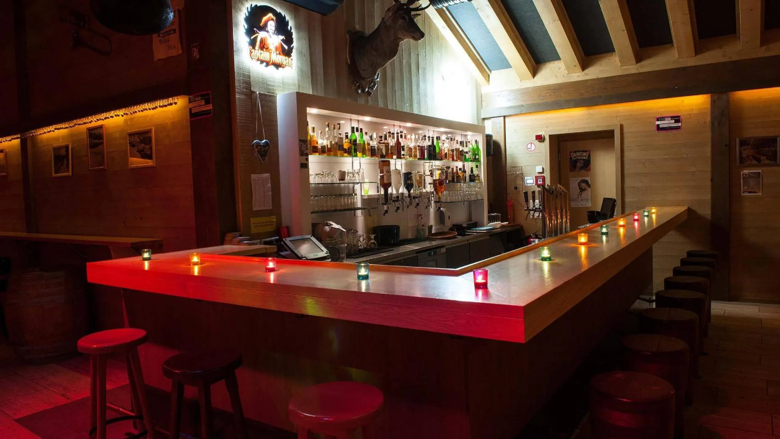 Nightclub / DJ in Hotel Alpfrieden