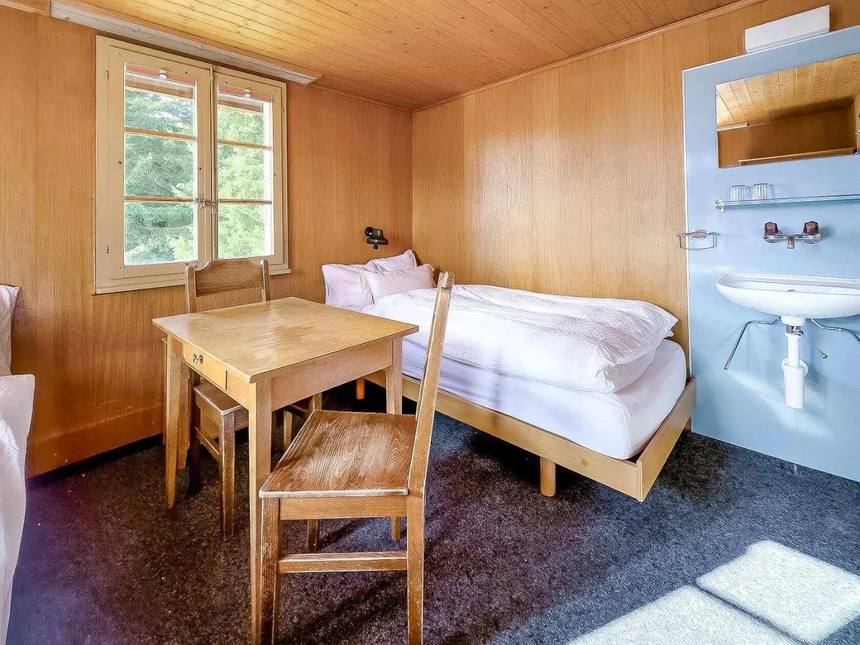 Bed in Hotel Alpfrieden
