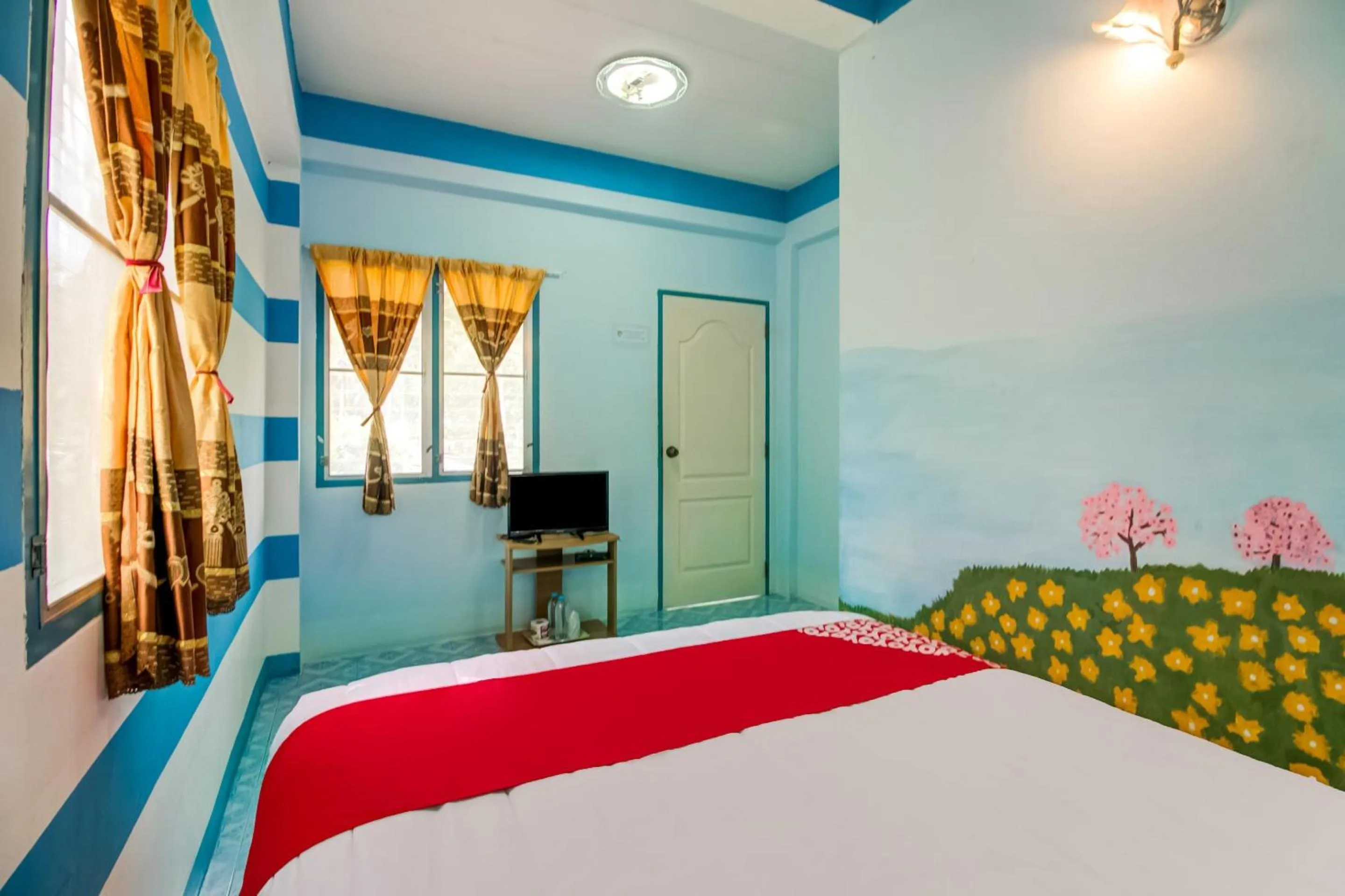 Bedroom in OYO 1080 Kanyapa Resort Kaeng Krachan