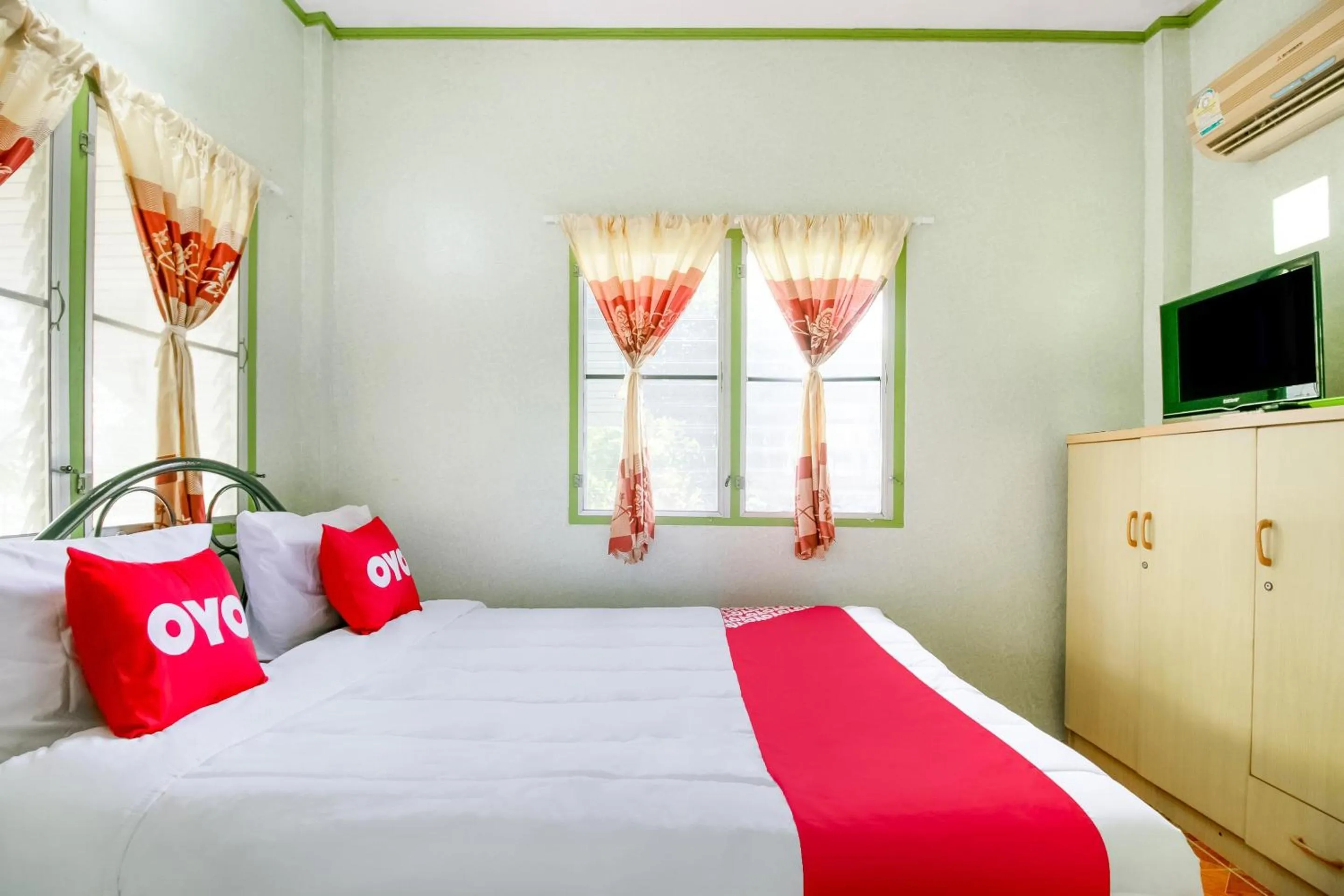 Bedroom in OYO 1080 Kanyapa Resort Kaeng Krachan