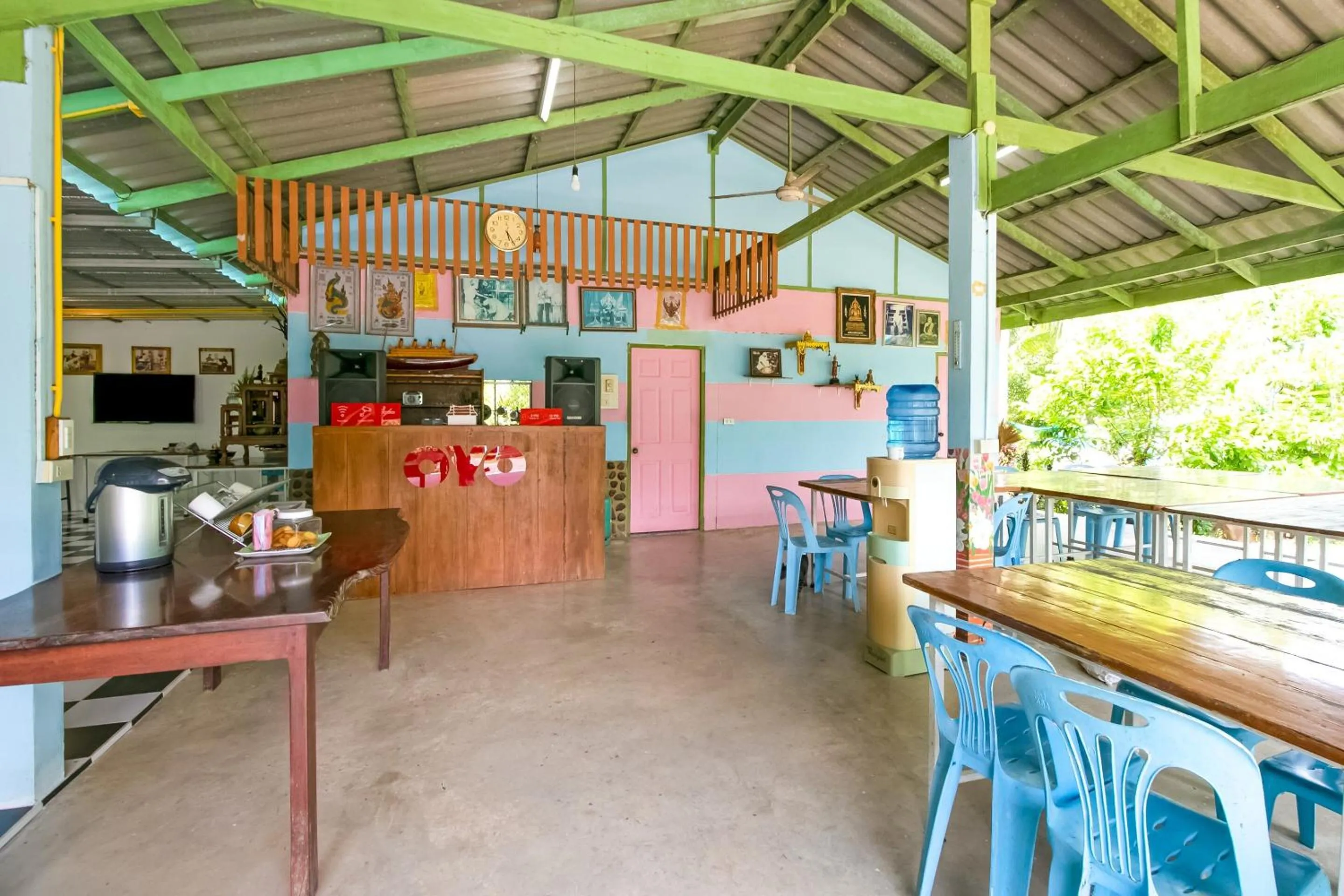 Lobby or reception in OYO 1080 Kanyapa Resort Kaeng Krachan