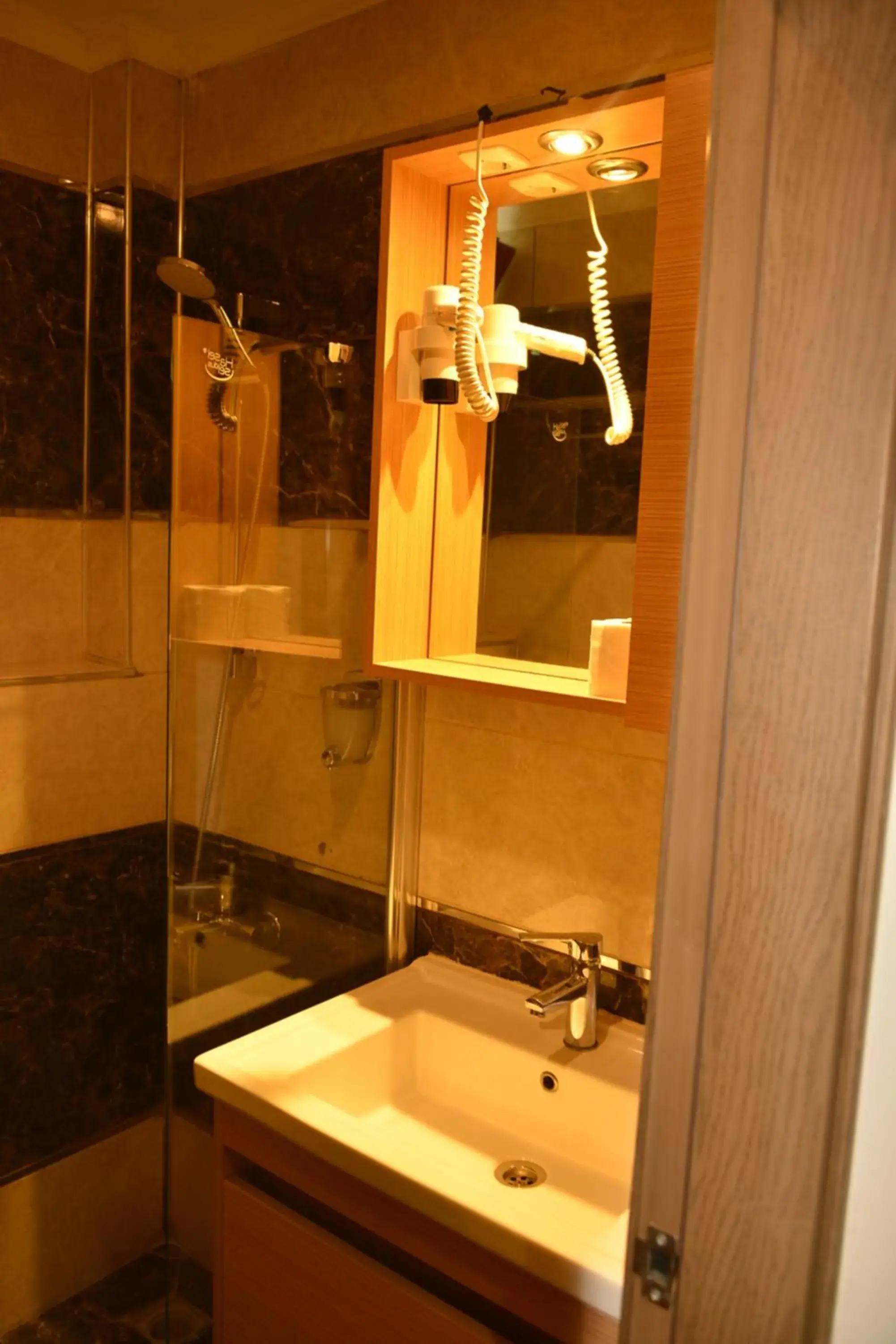 Standard Single Room - single occupancy in Pure Diamond Hotel Standard Single Room - single occupancy in Pure Diamond Hotel