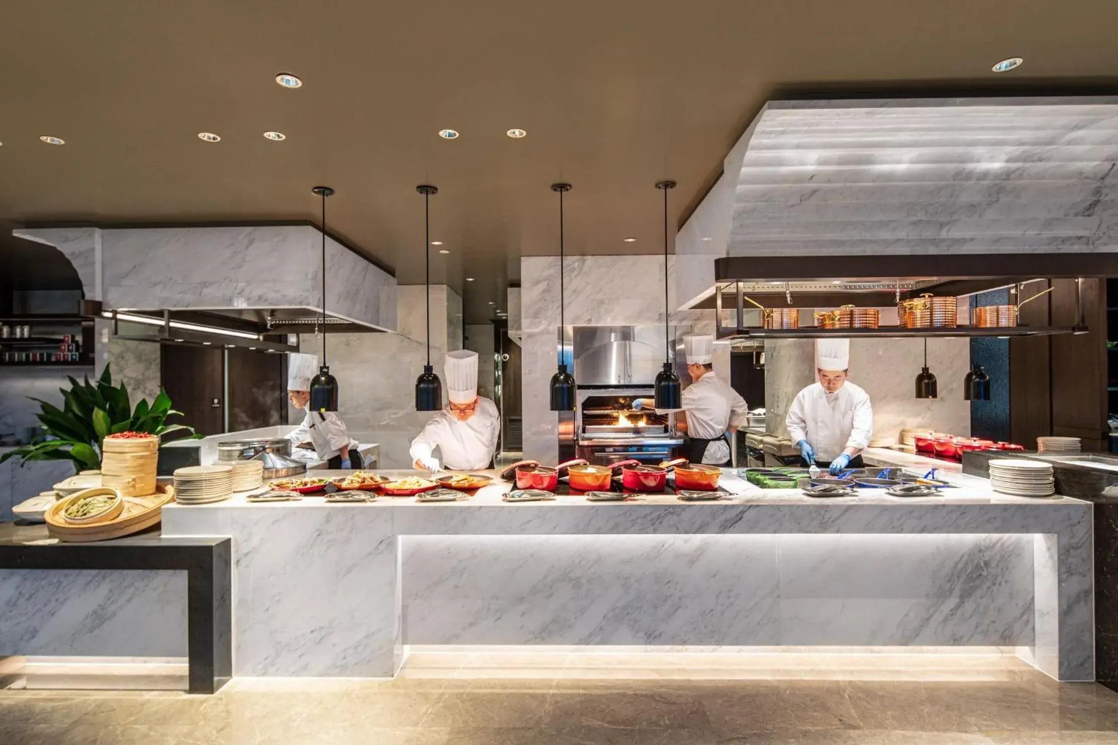 Restaurant/places to eat in Crowne Plaza Shanghai Hongqiao by IHG Restaurant/places to eat in Crowne Plaza Shanghai Hongqiao by IHG