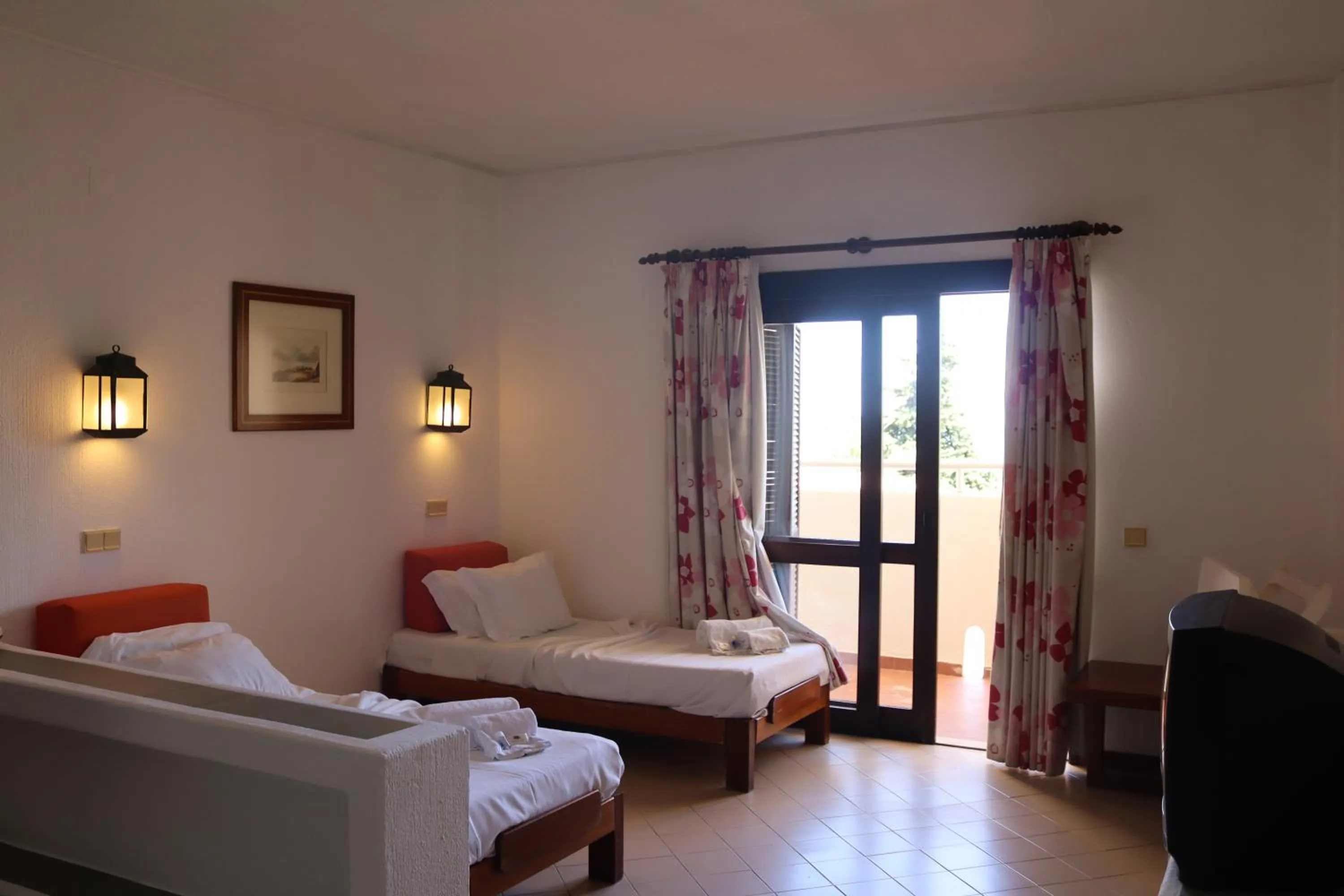 Bed in Bellavista Jardim By BeGuest