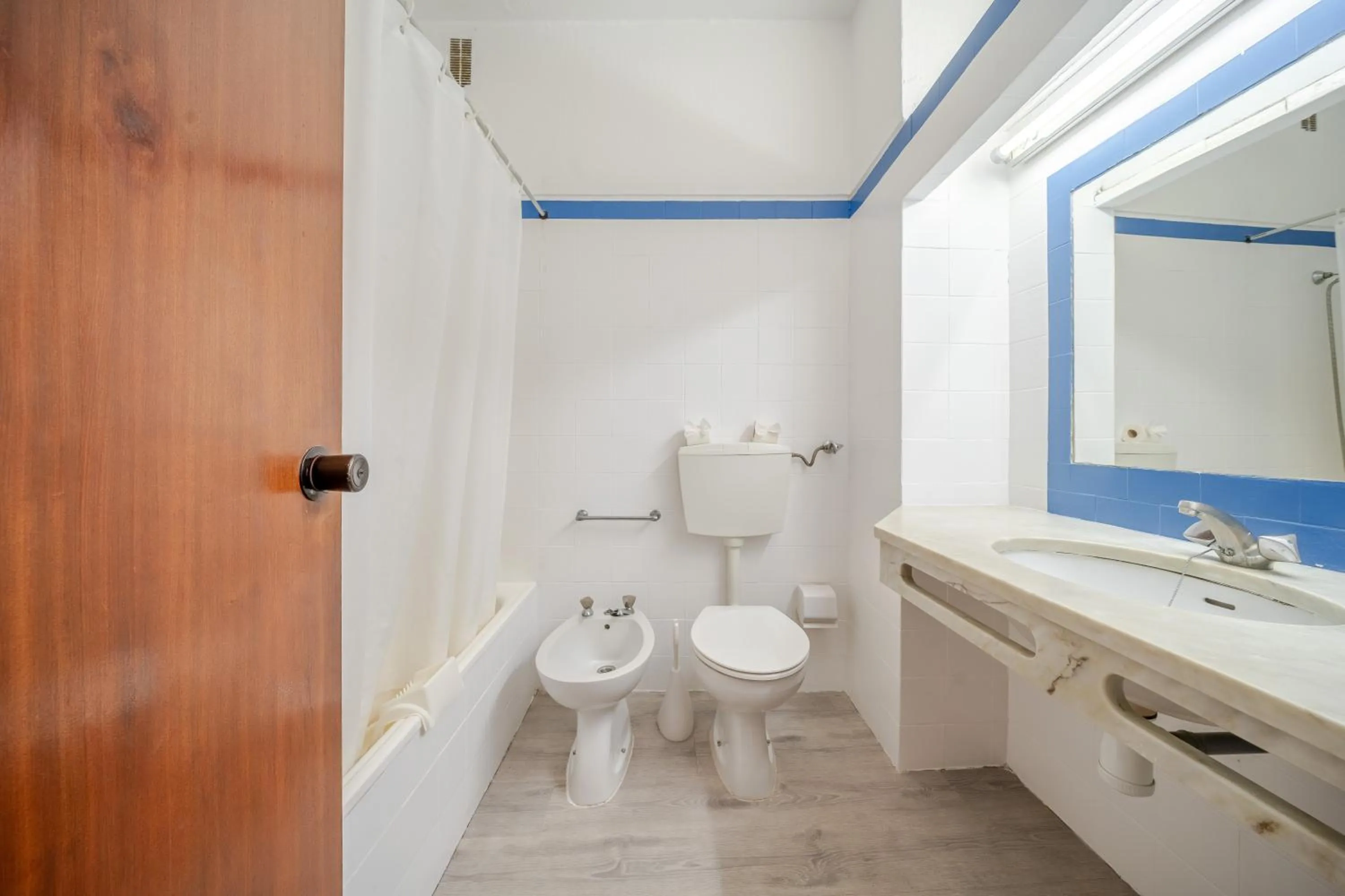 Bathroom in Bellavista Jardim By BeGuest