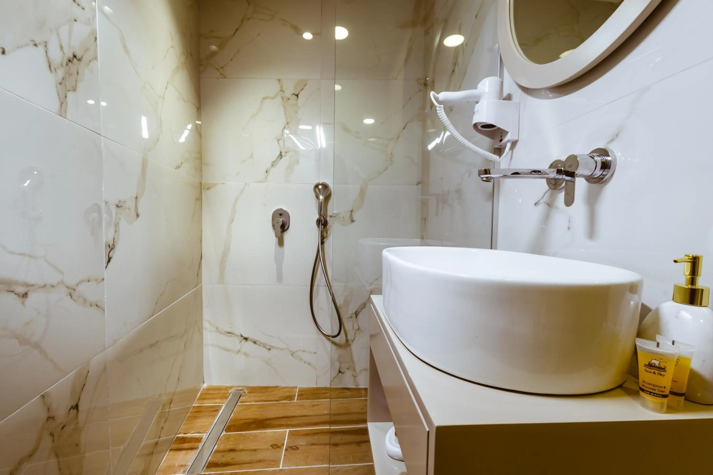 Konmari Boutique Suites