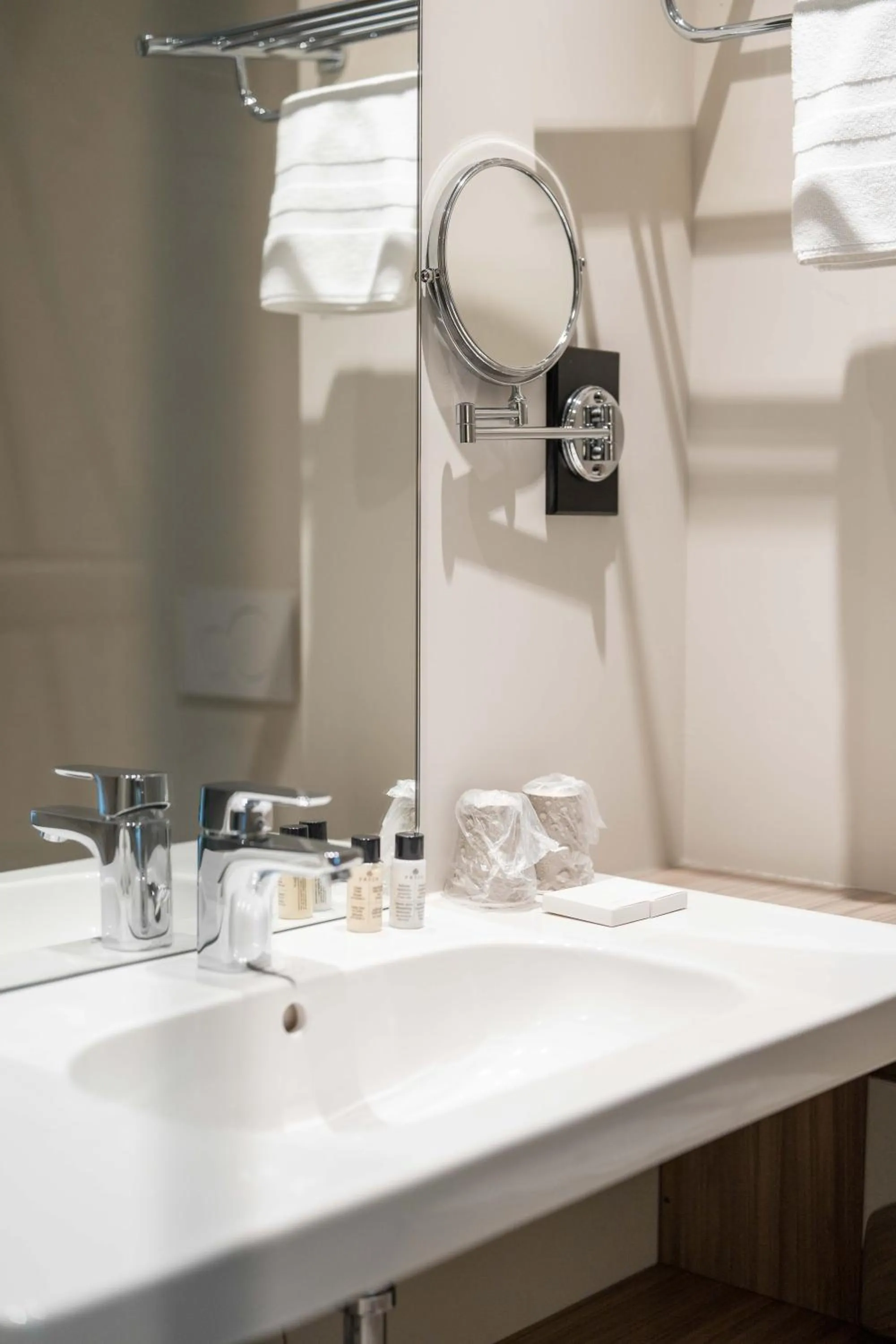 Bathroom in Hof van Stayen