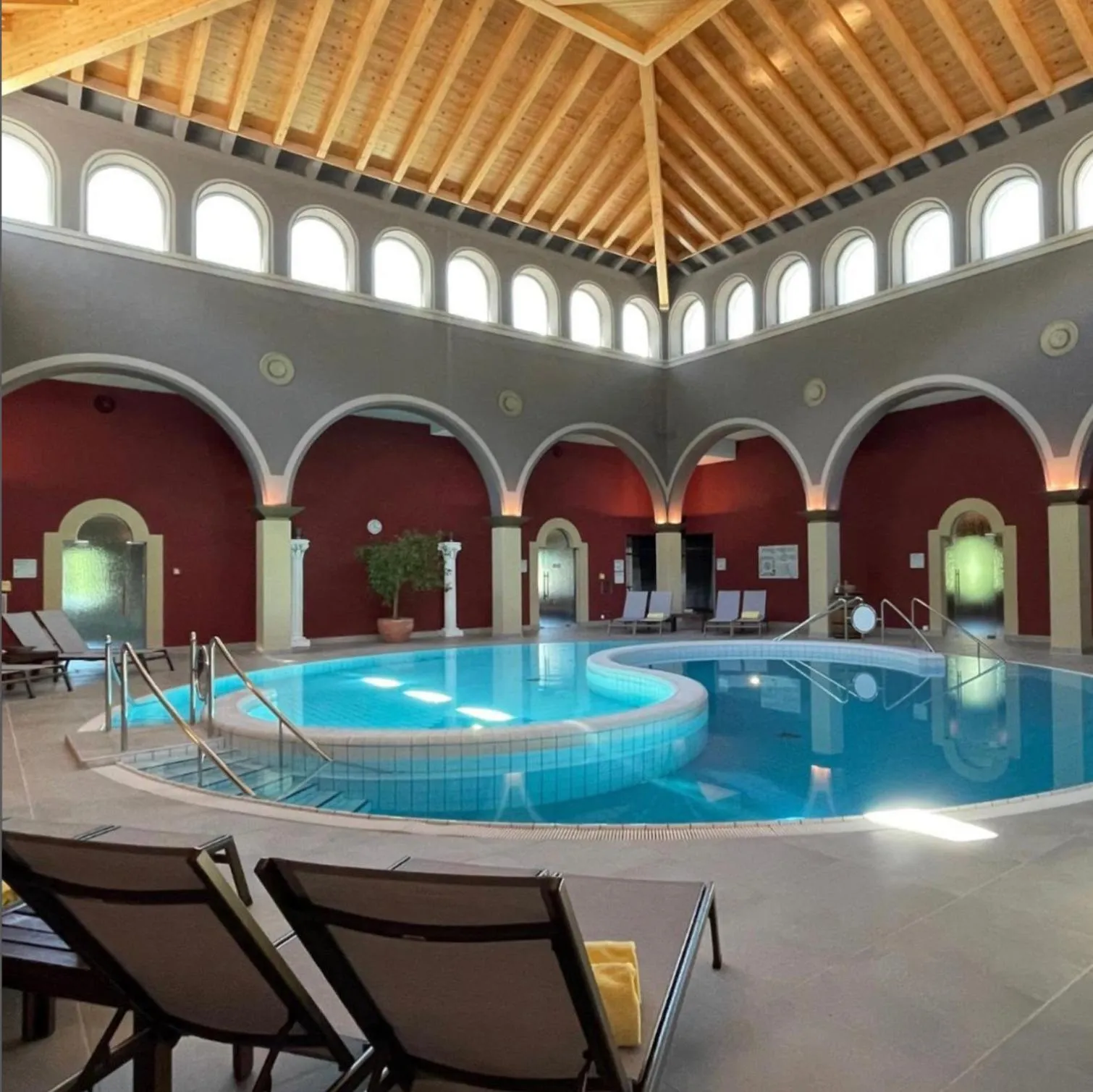 Pool view in Thermal Hotels & Walliser Alpentherme Leukerbad