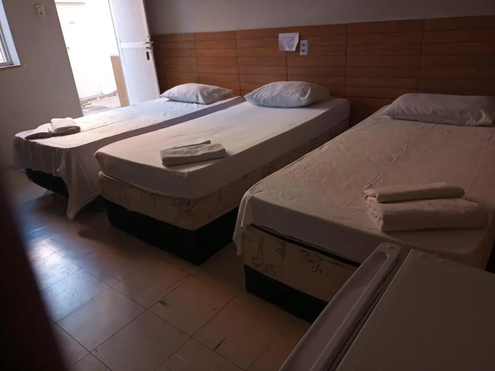 Budget Triple Room in Hotel Oiticica Budget Triple Room in Hotel Oiticica