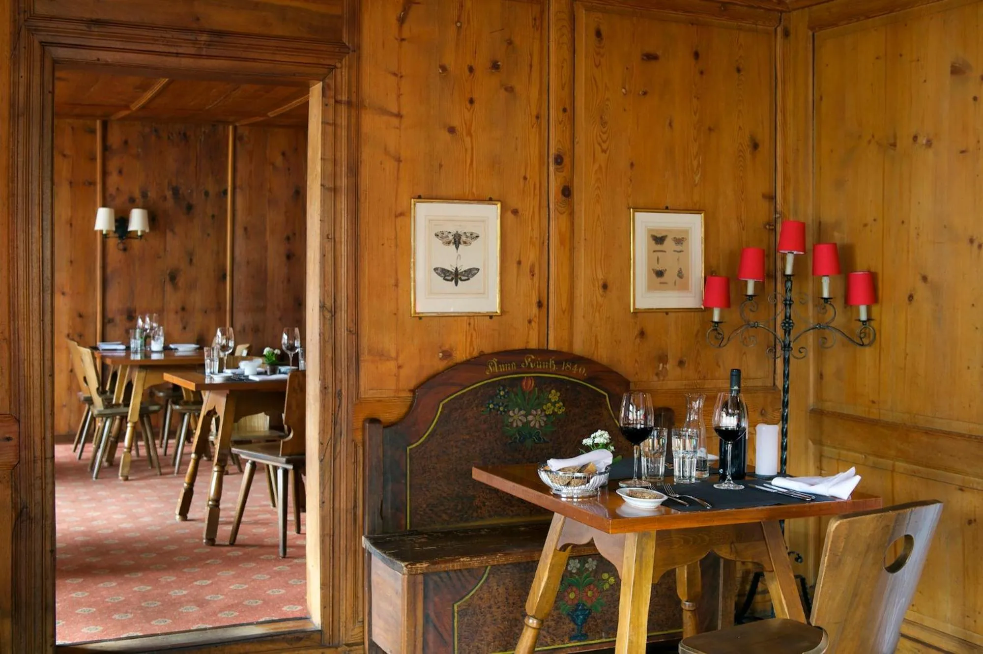 Restaurant/places to eat in Flyhof