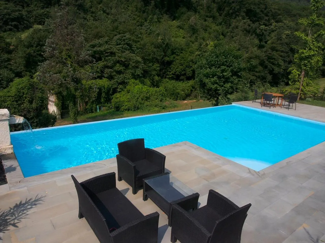 Pool view in Valle B&B