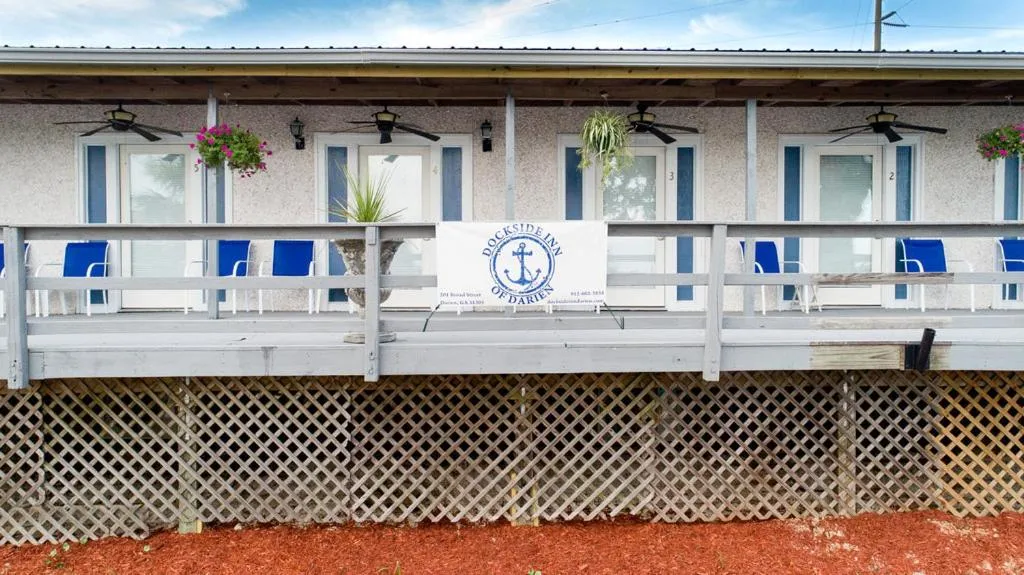 Darien Dockside Inn