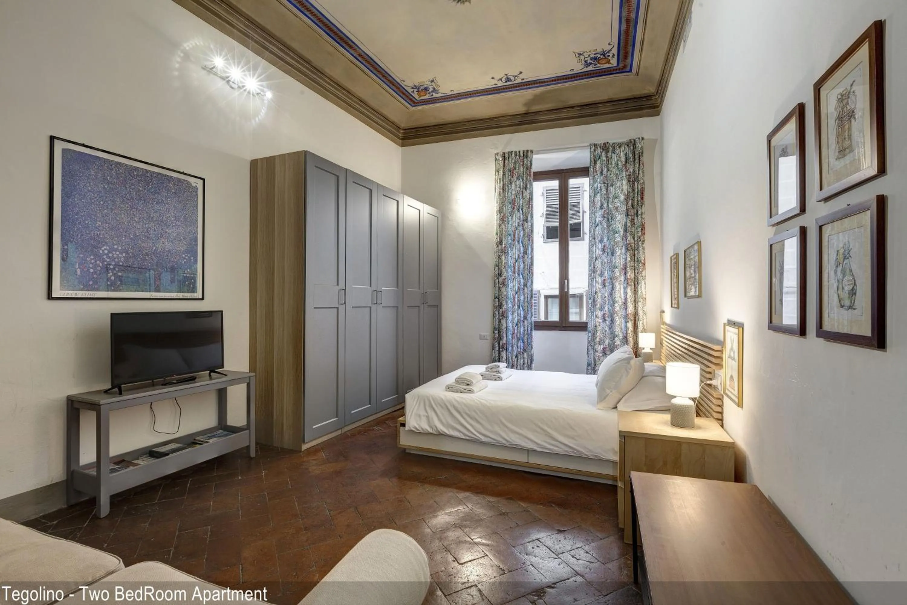 Photo of the whole room, Bed in Tegolaio Apartments by Mamo Florence