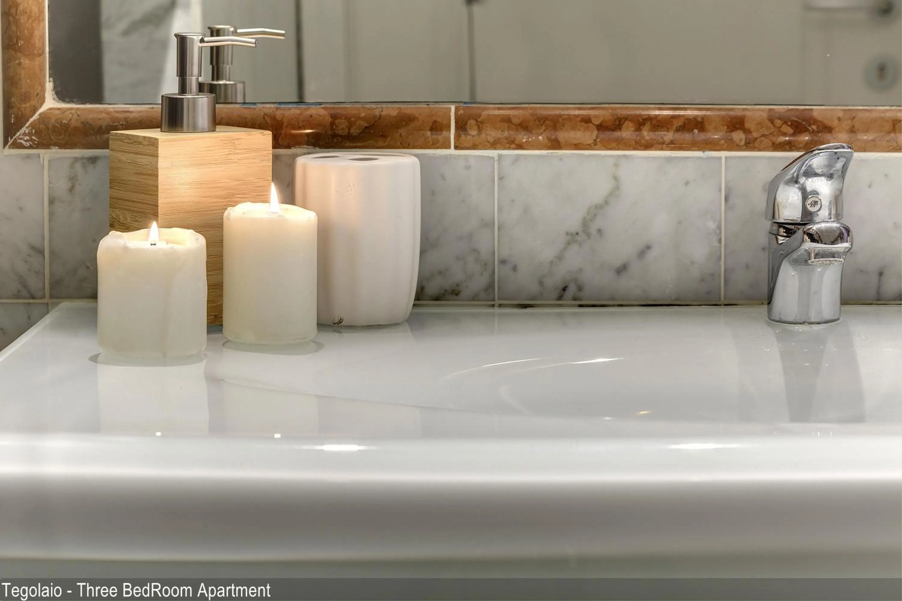 Bathroom in Tegolaio Apartments by Mamo Florence