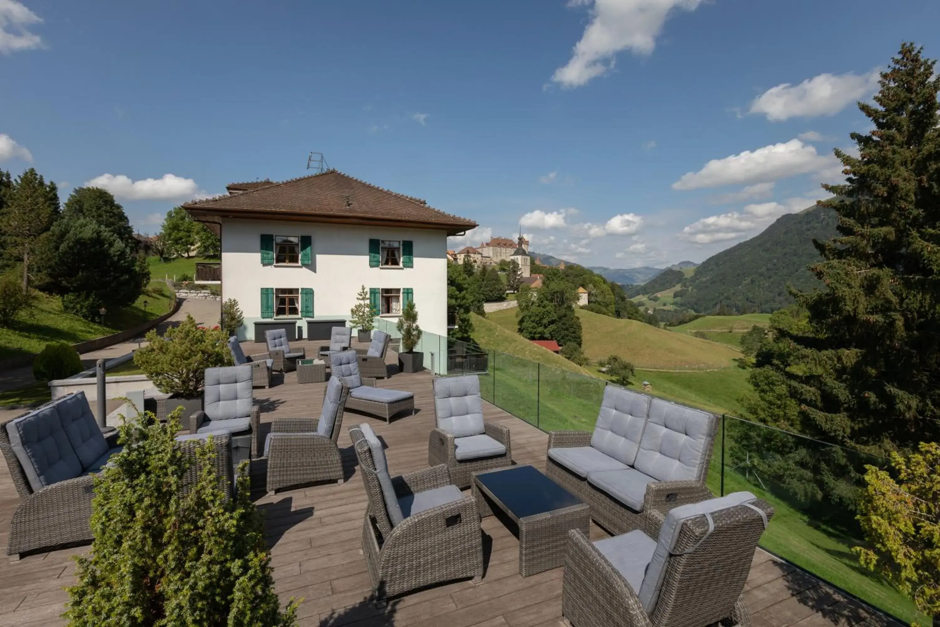 Property building in Hôtel de Gruyères Property building in Hôtel de Gruyères