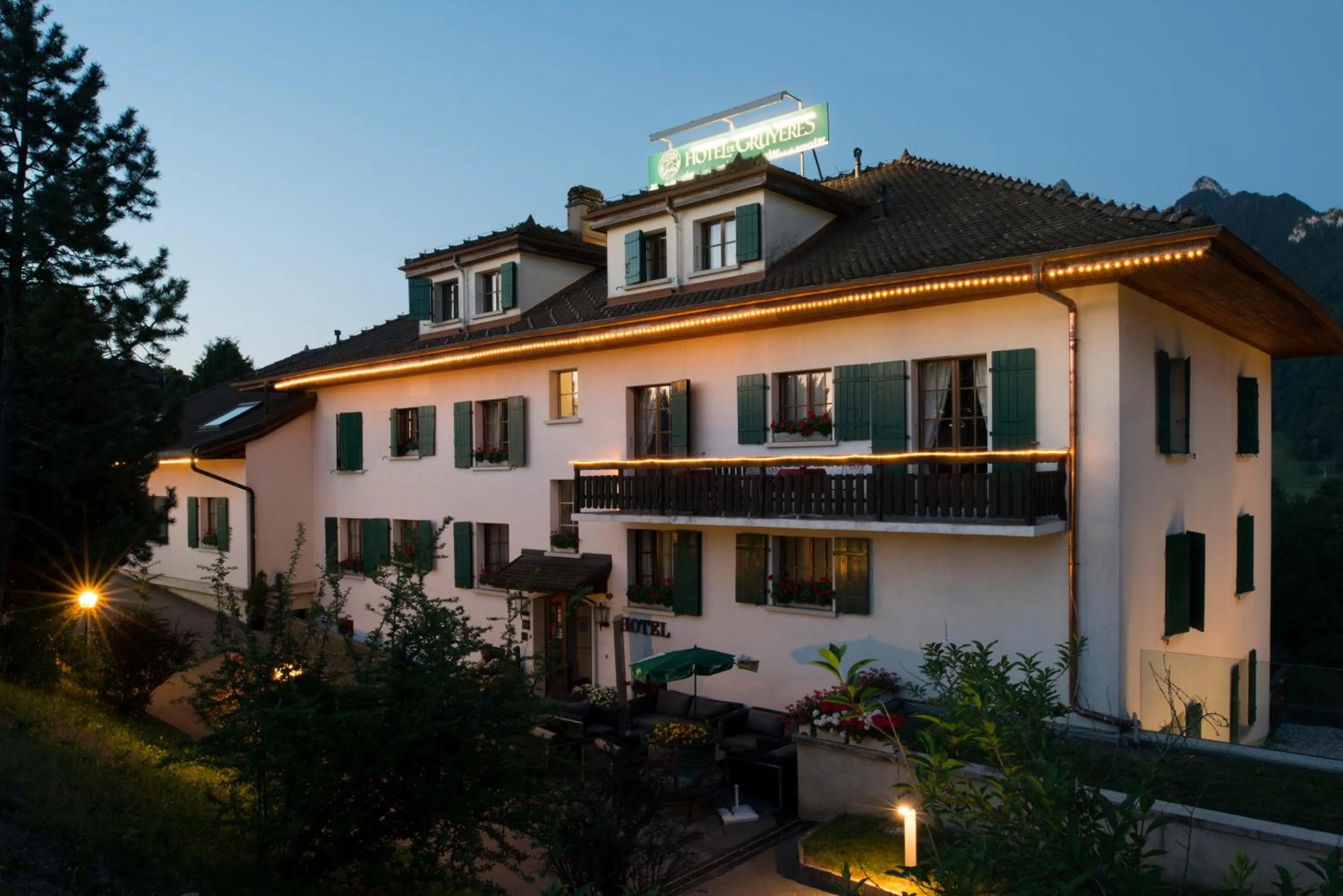 Property building in Hôtel de Gruyères