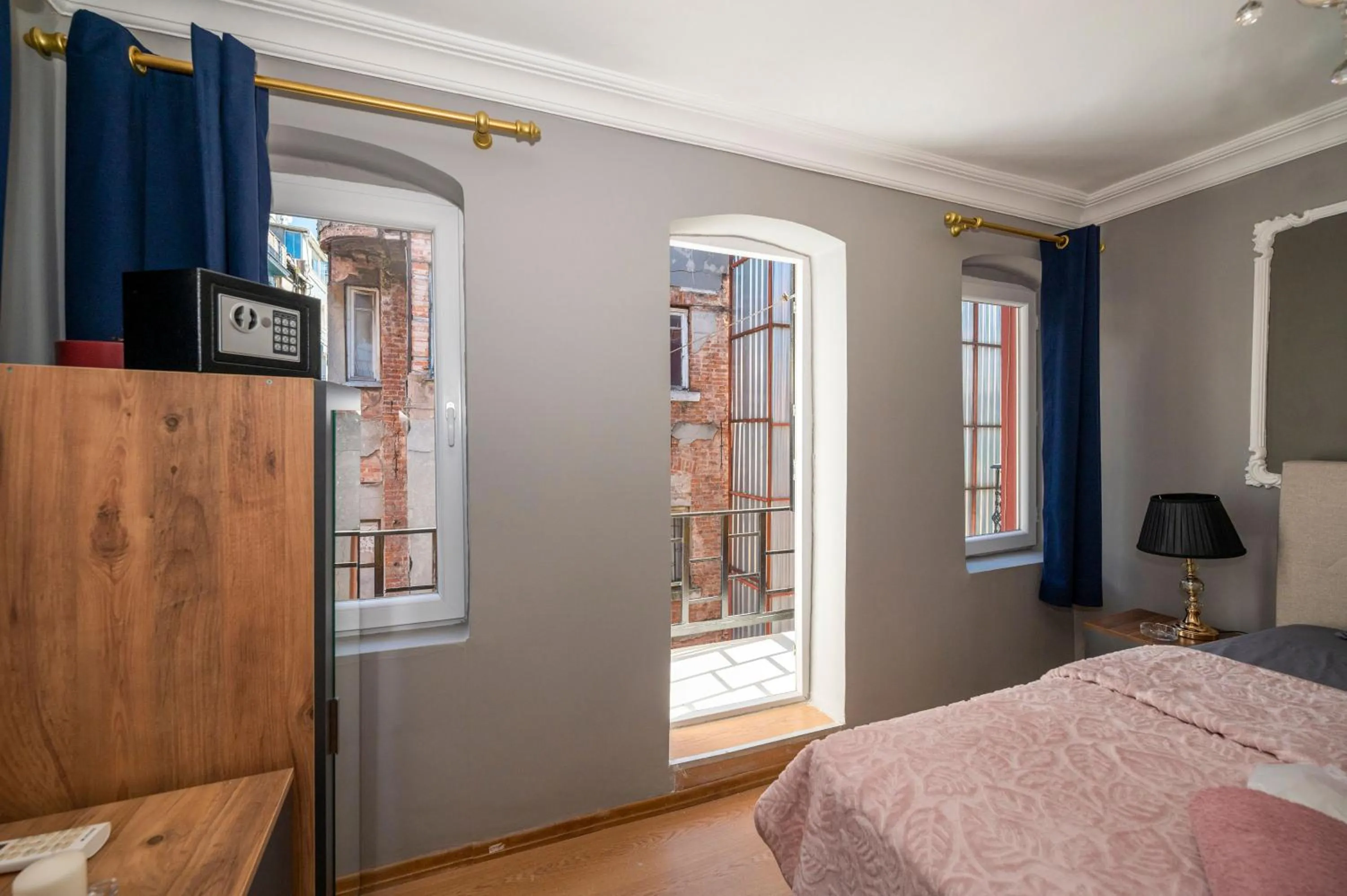 Bed in MYMOON Residence