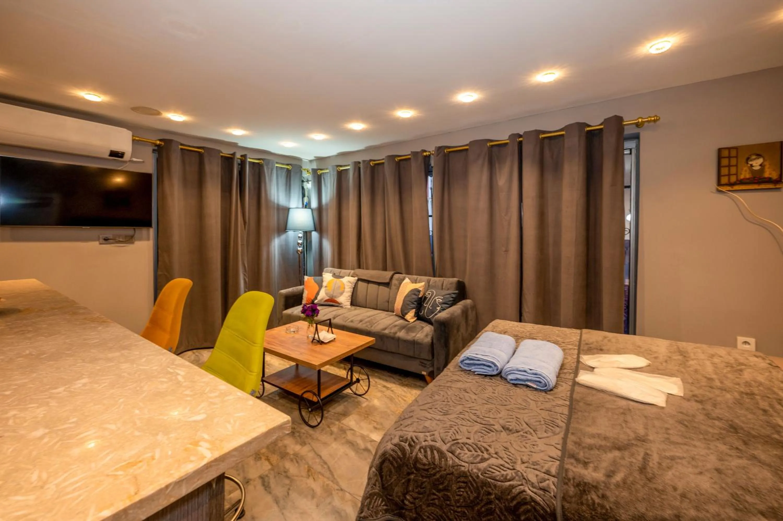 Bed in MYMOON Residence