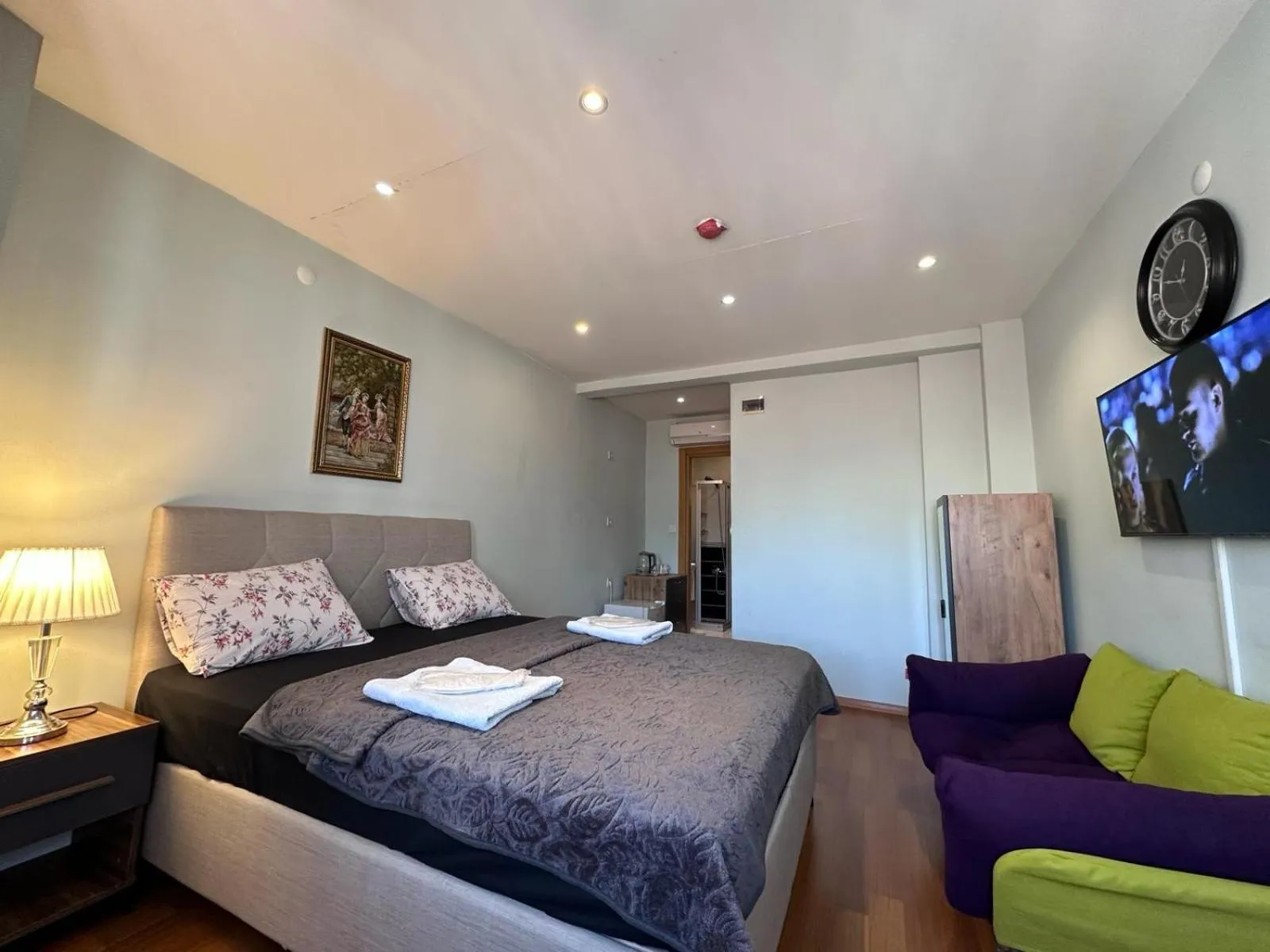 Bed in MYMOON Residence