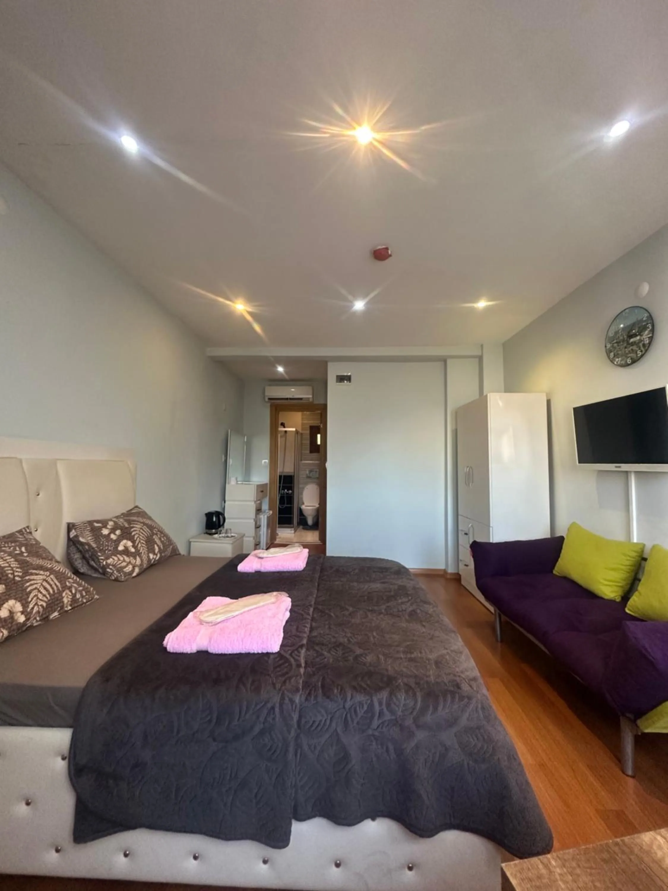 Bed in MYMOON Residence