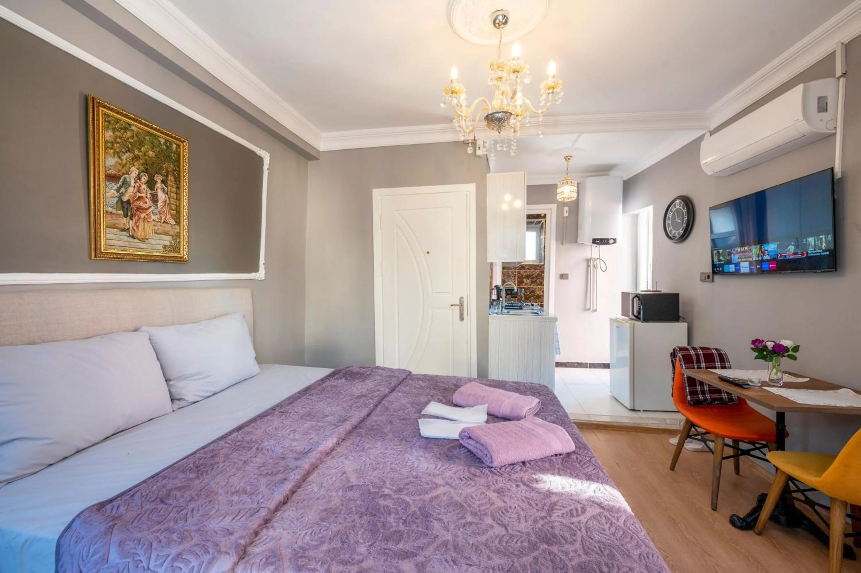 Bed in MYMOON Residence