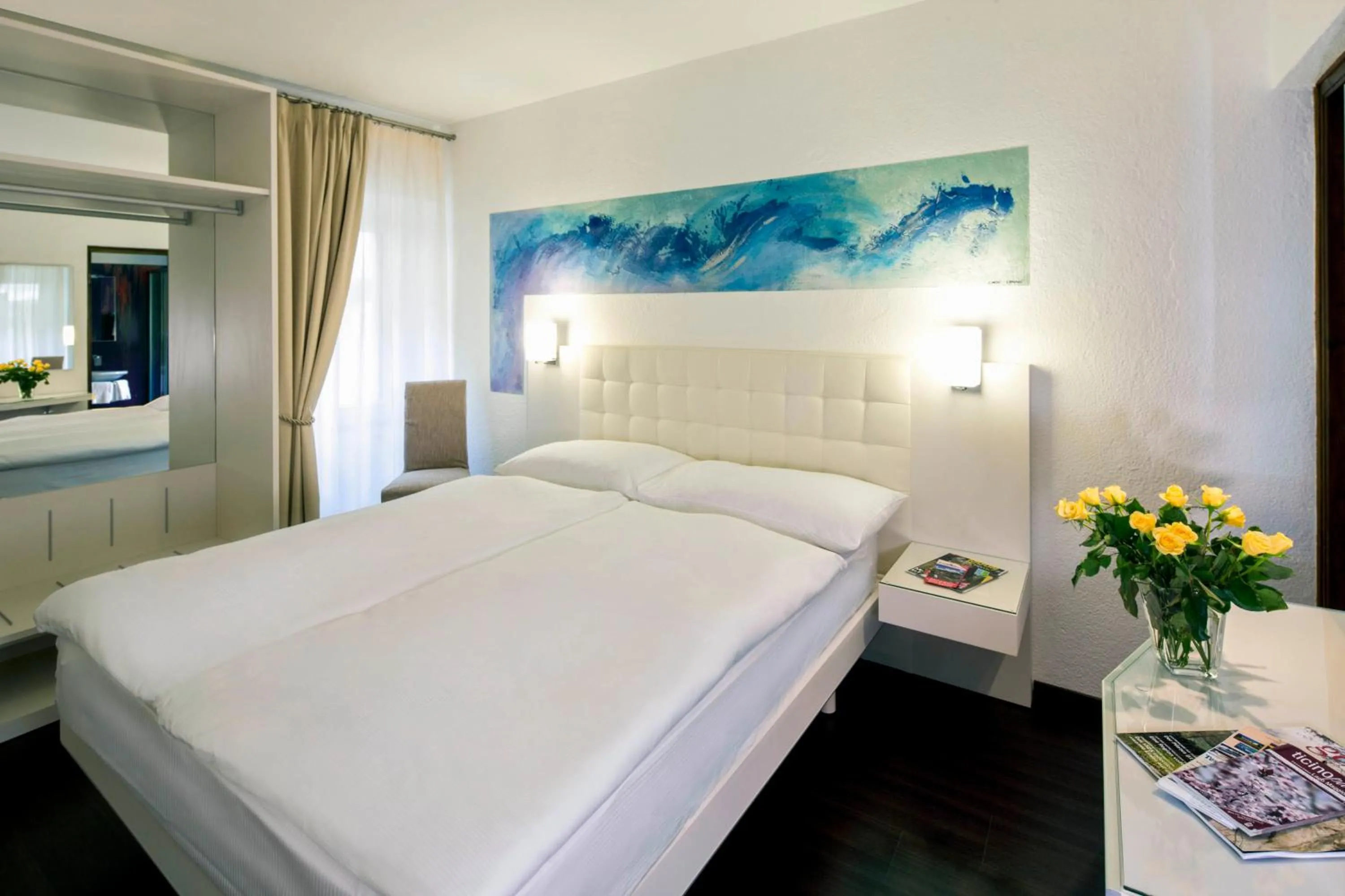 Double Room Comfort Design in Hotel America