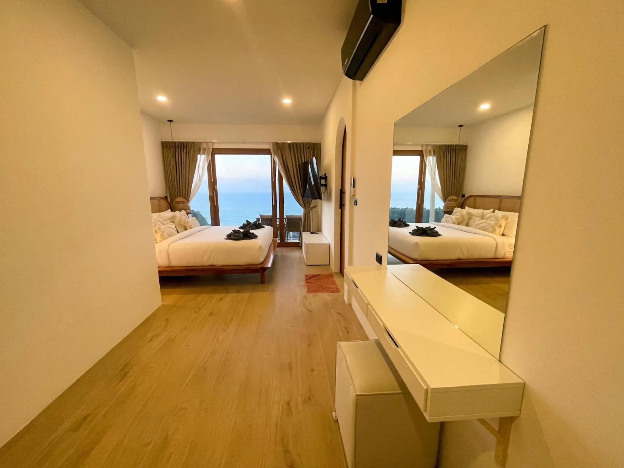 TV and multimedia, Bed in High Life Villas