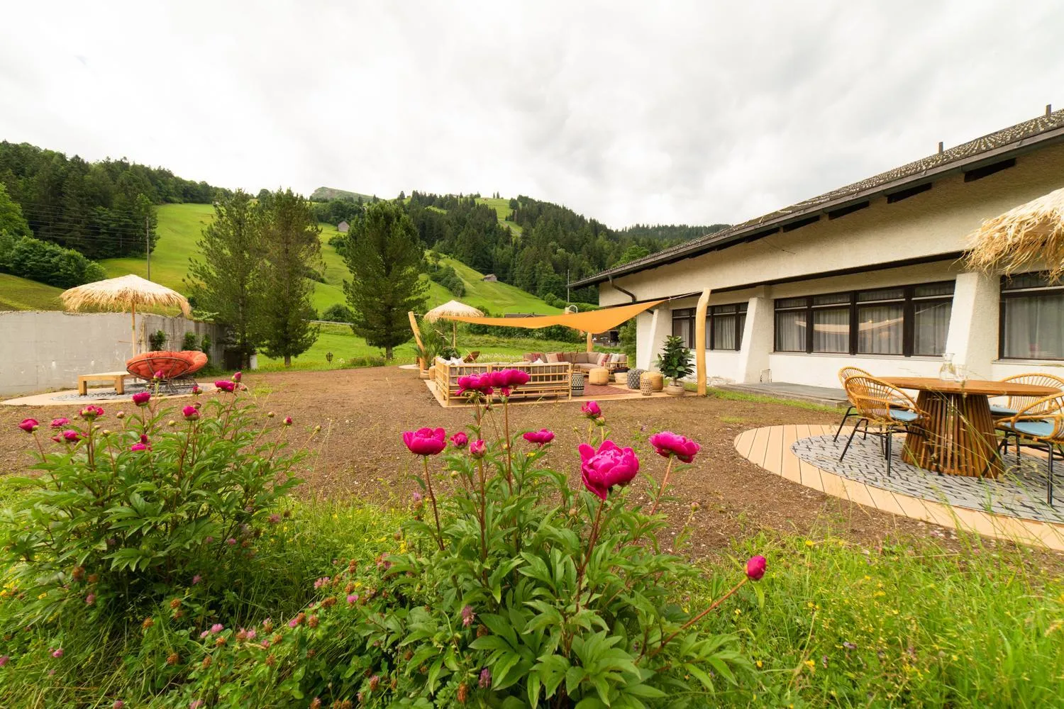 Garden in Hotel Säntis Lodge