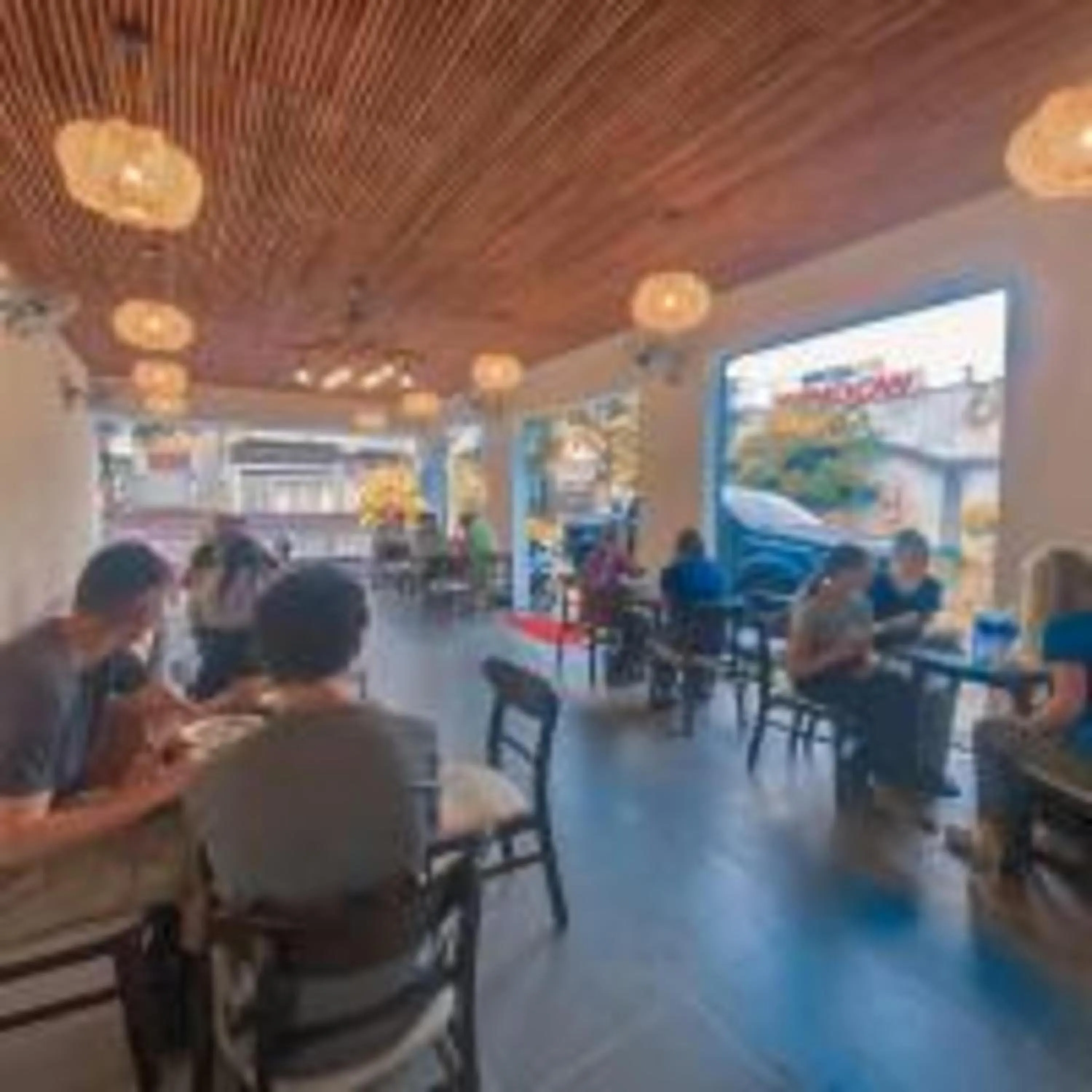 Restaurant/places to eat in Window Homestay