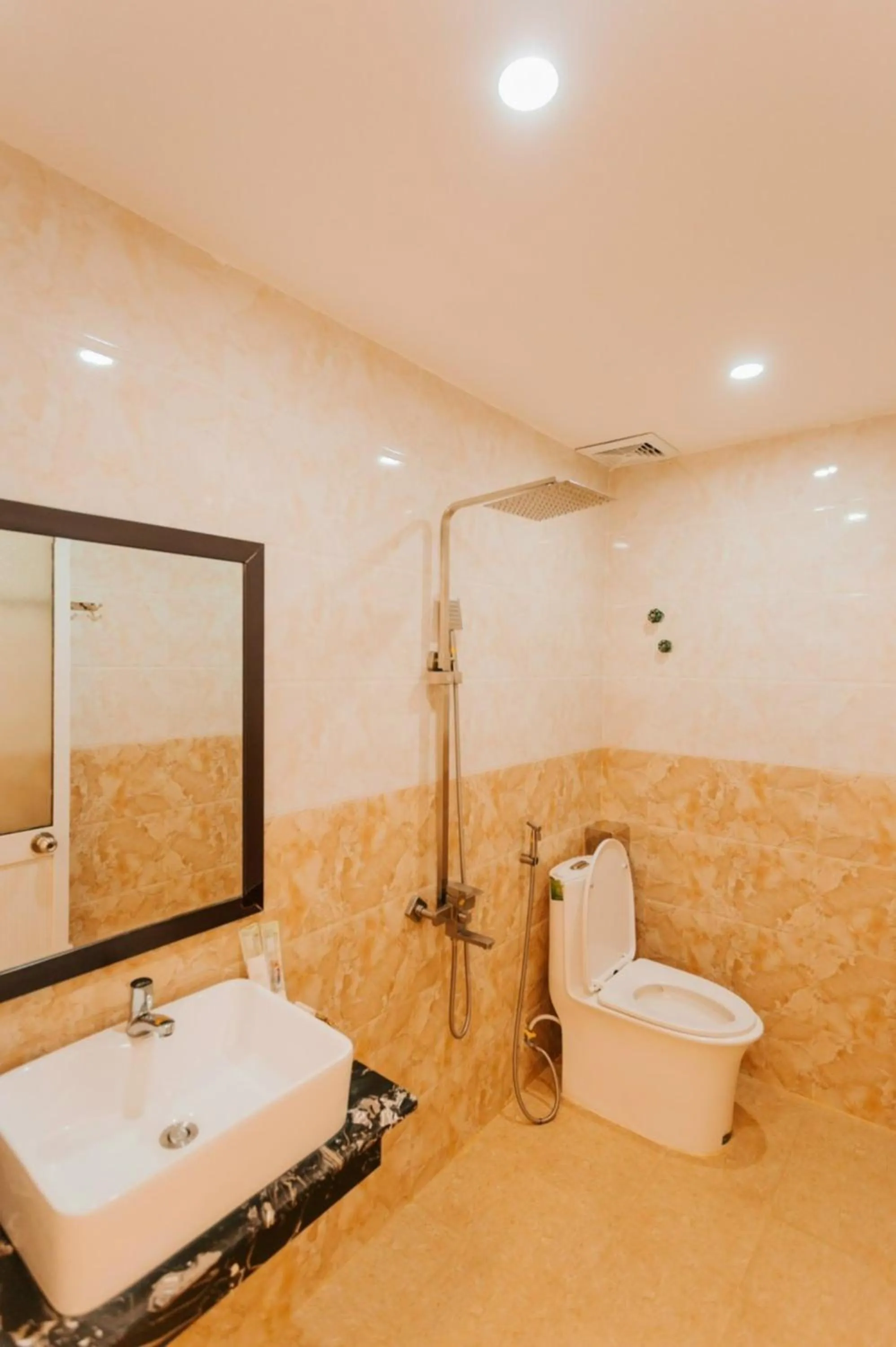 Toilet in Window Homestay