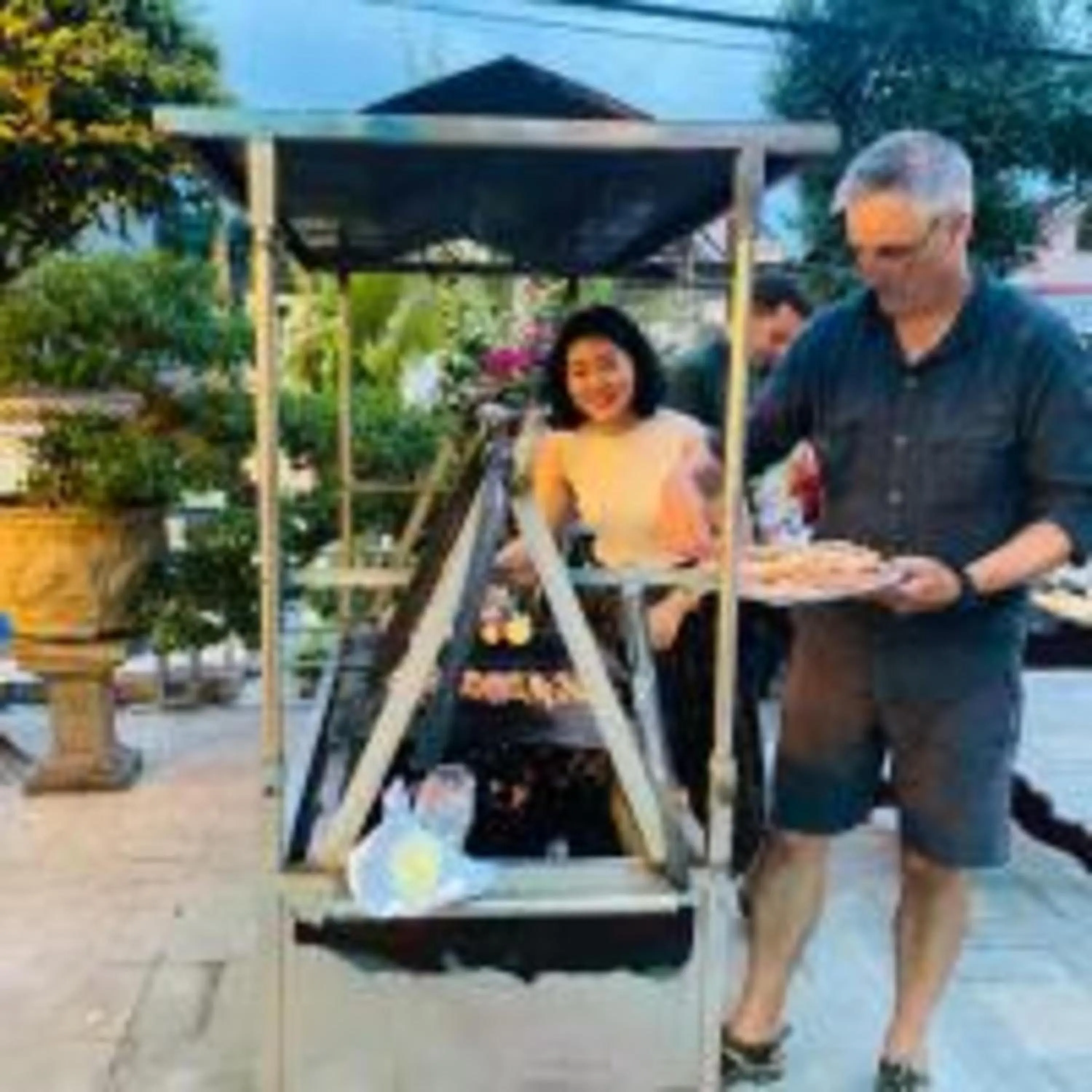 BBQ facilities in Window Homestay