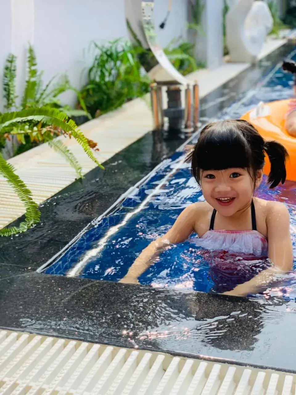 Swimming pool in Window Homestay Swimming pool in Window Homestay