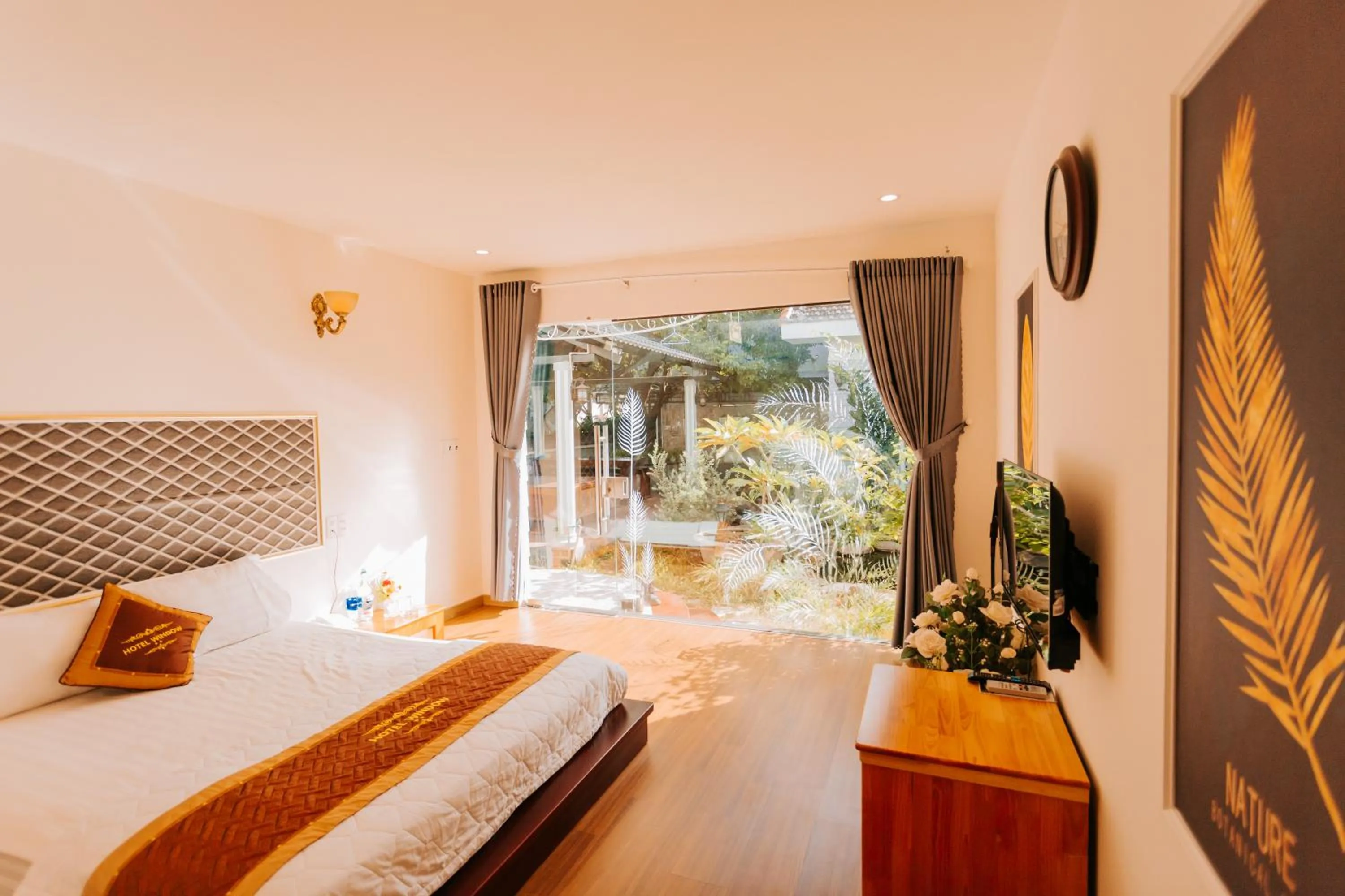 Bedroom, Bed in Window Homestay