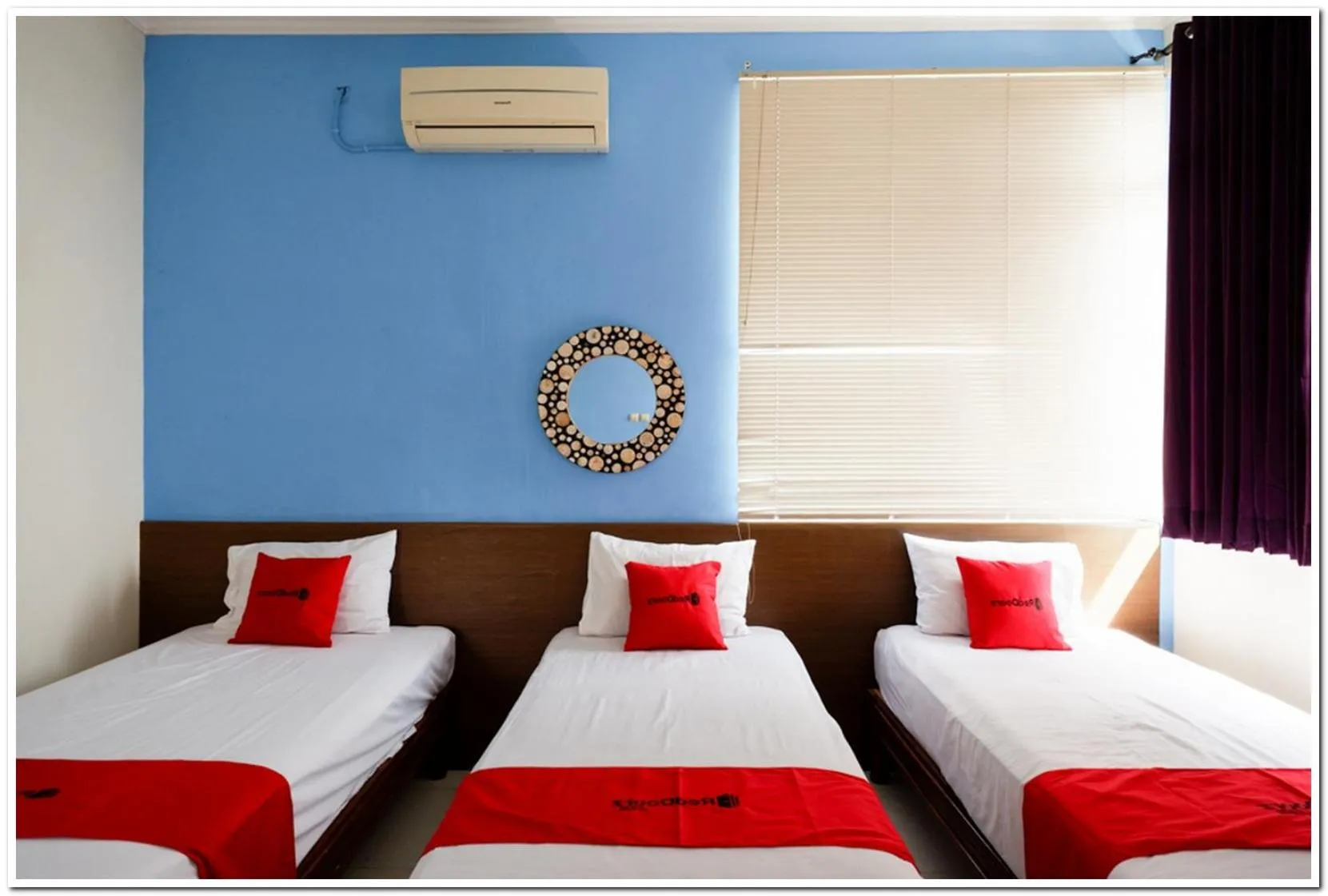 Bedroom in RedDoorz near Lempuyangan Train Station