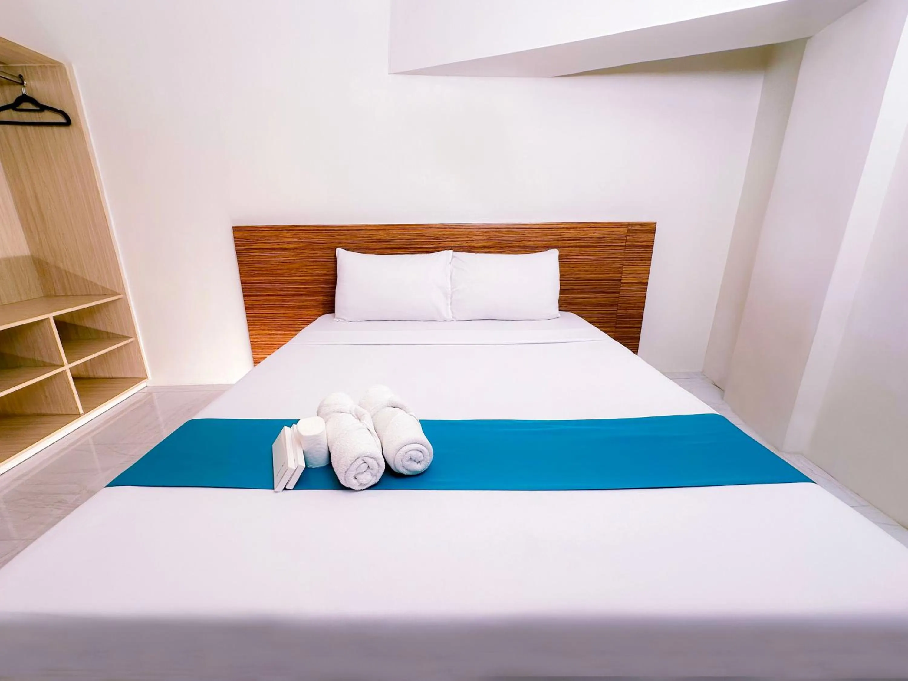 Photo of the whole room, Bed in Circuit Hostel